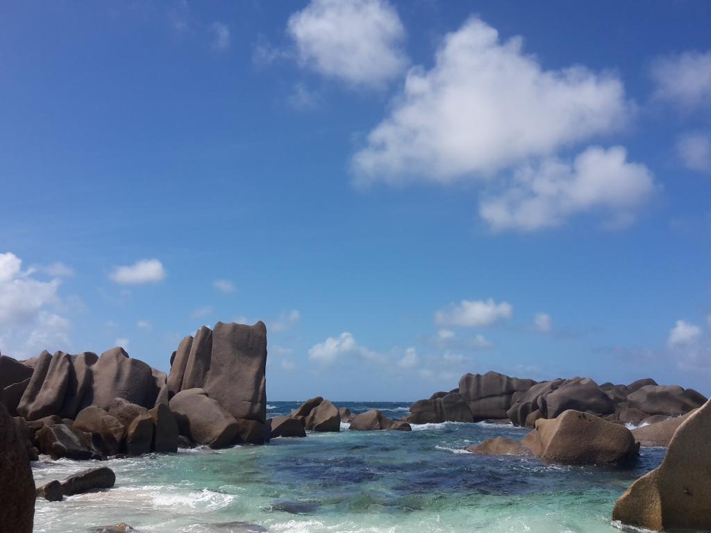 <beach>5|Anse Cocos</beach>, La Digue