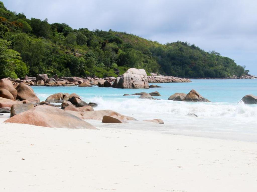 <beach>75|Anse Lazio</beach>, Praslin