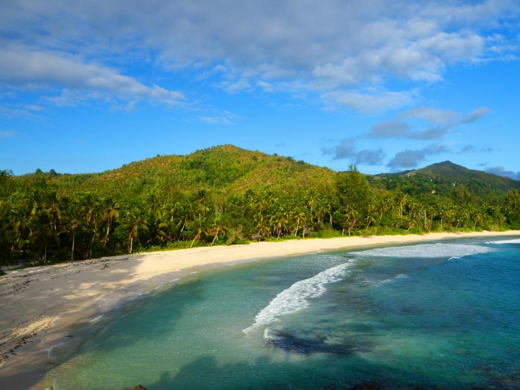 <beach>86|Petite Anse Kerlan</beach>