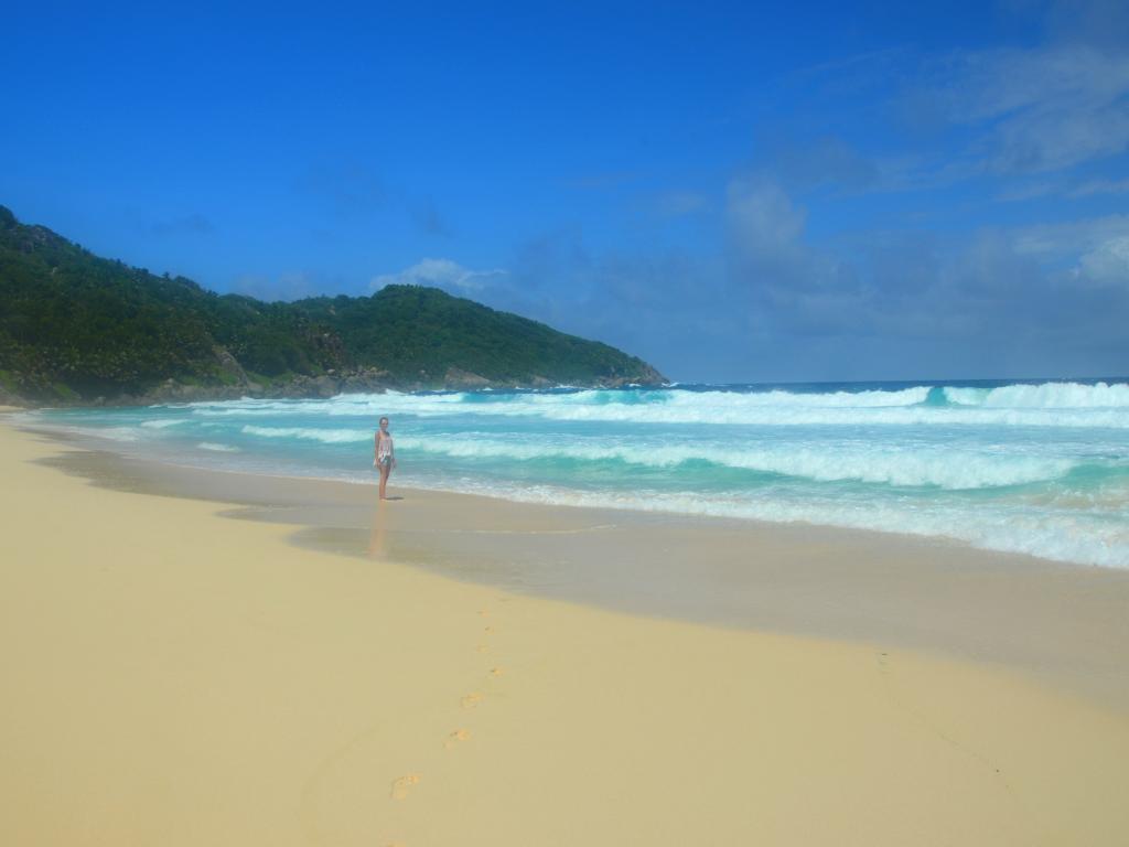 <beach>55|Police Bay</beach>