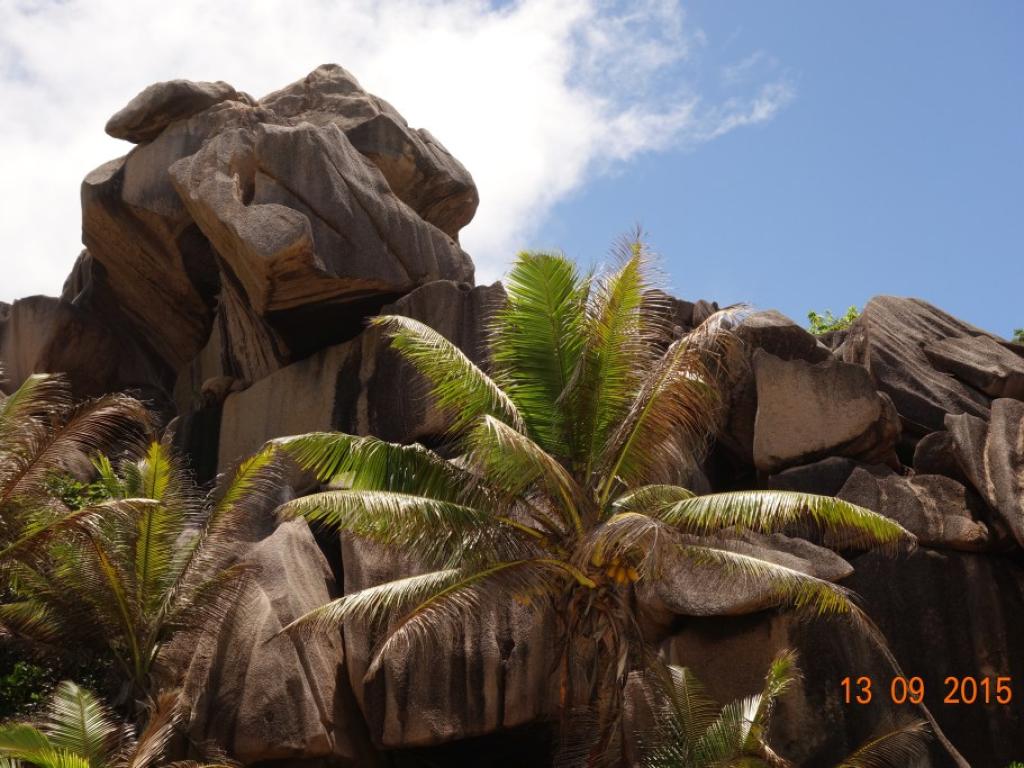 La Digue, Felsen am Ende der Grand Anse