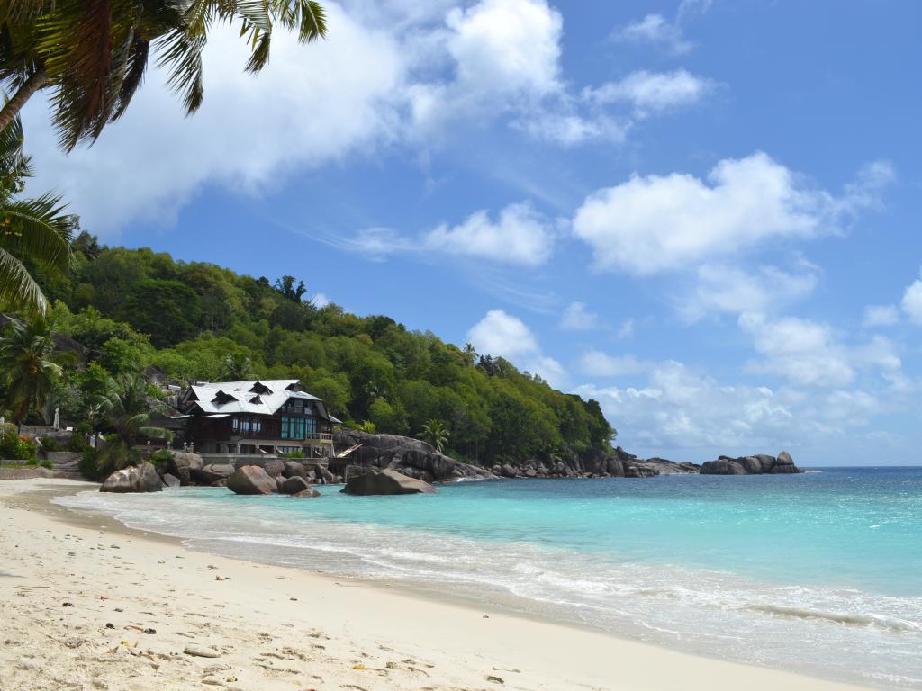 Anse Takamaka, Mahé