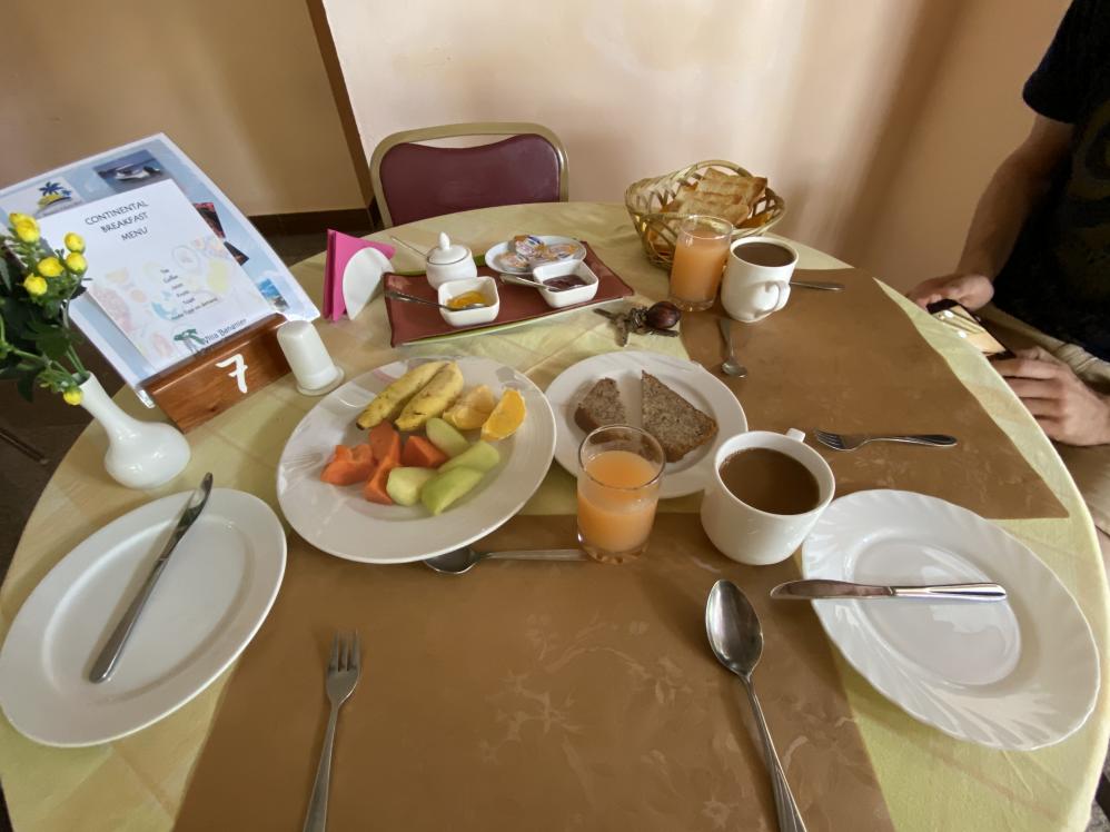 Frühstück in der Villa Bananier