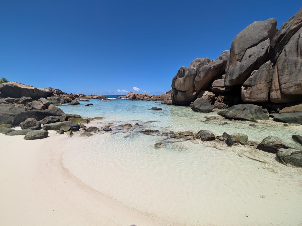 natürlicher Pool an der Anse Cocos
