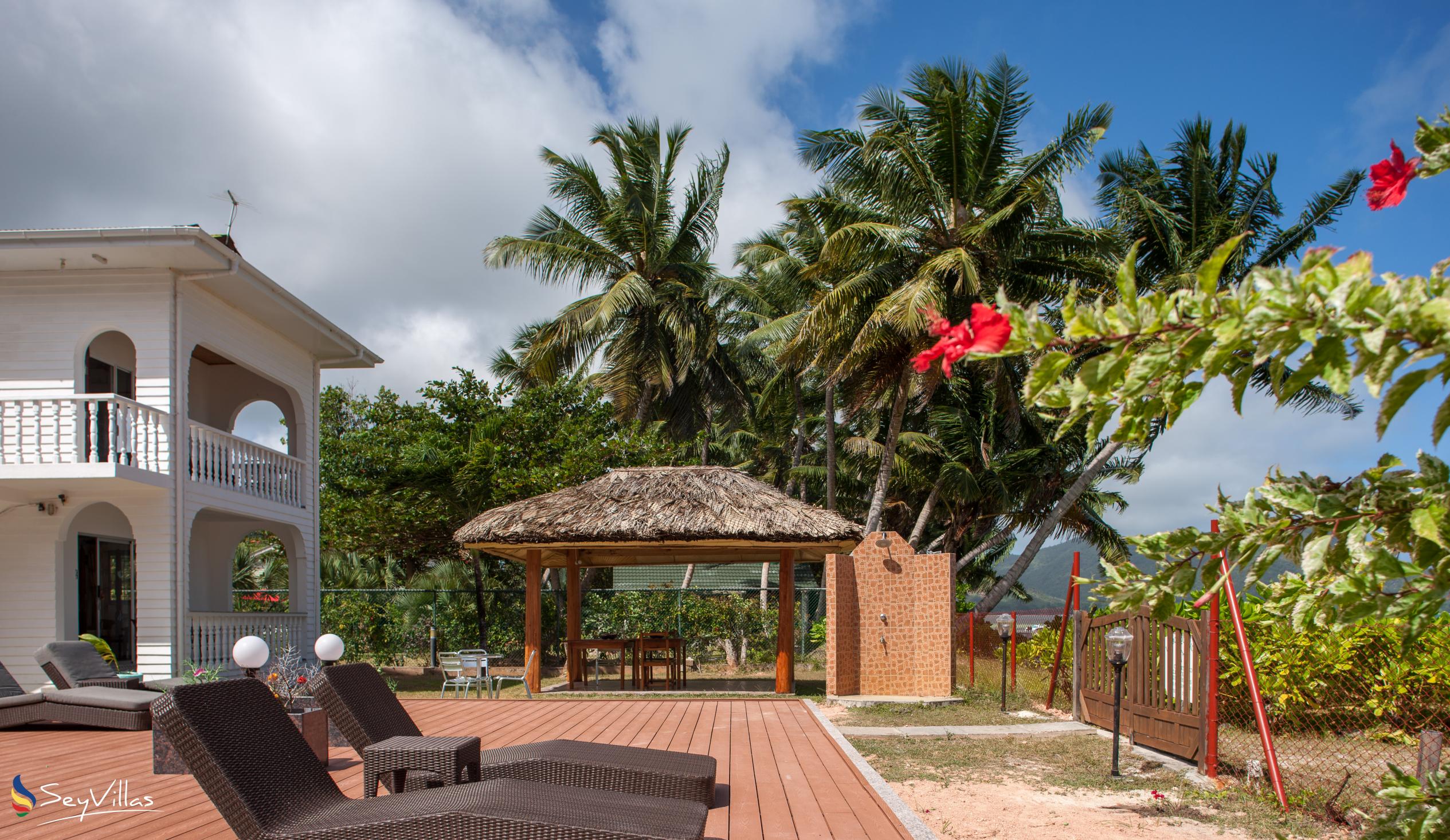 Foto 14: Le Tropique - Aussenbereich - Praslin (Seychellen)