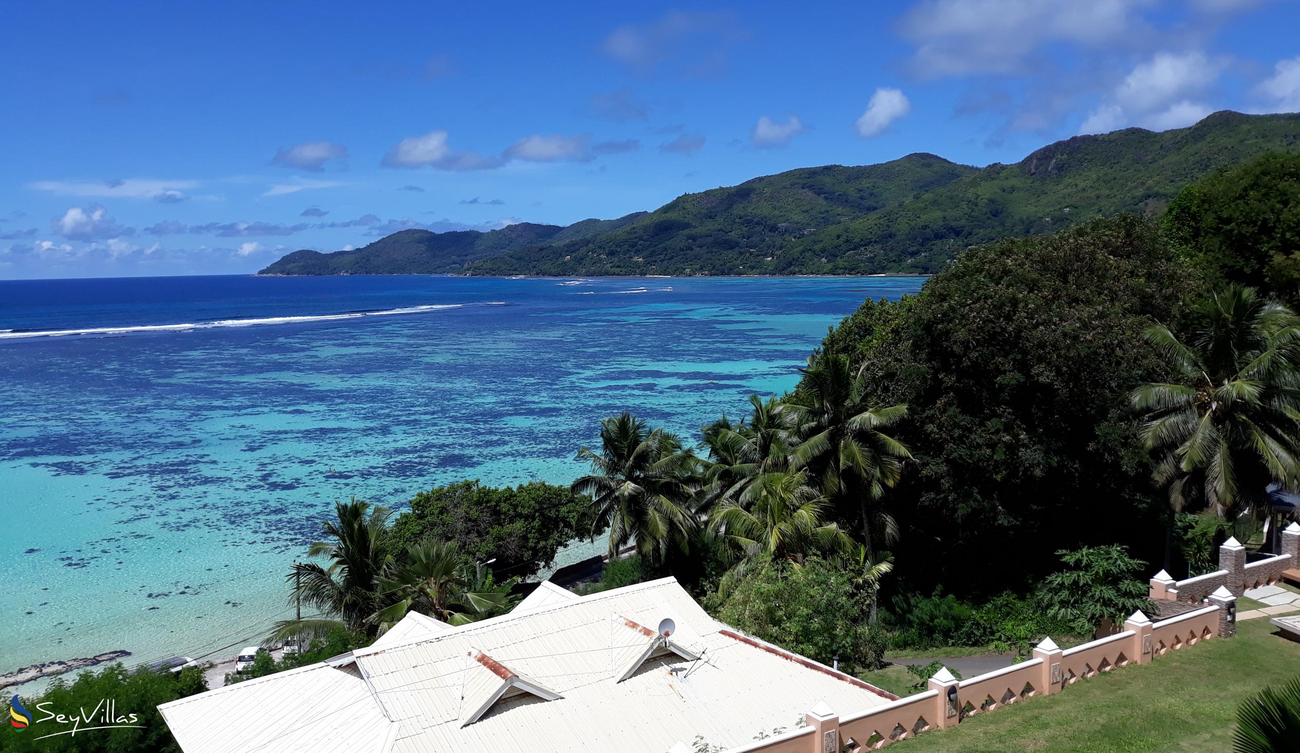 Photo 10: Au Fond de Mer View - Outdoor area - Mahé (Seychelles)