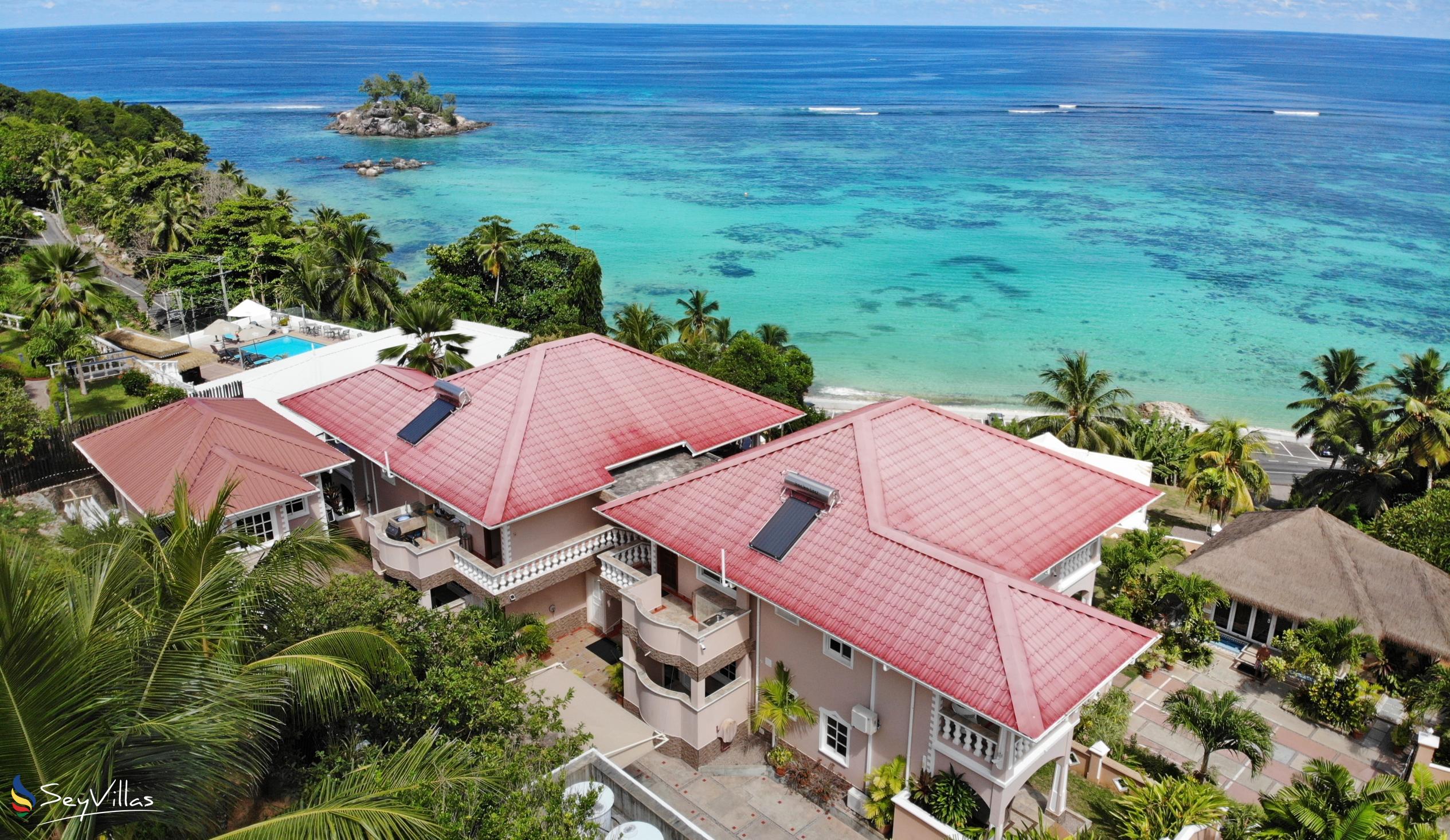 Photo 1: Au Fond de Mer View - Outdoor area - Mahé (Seychelles)