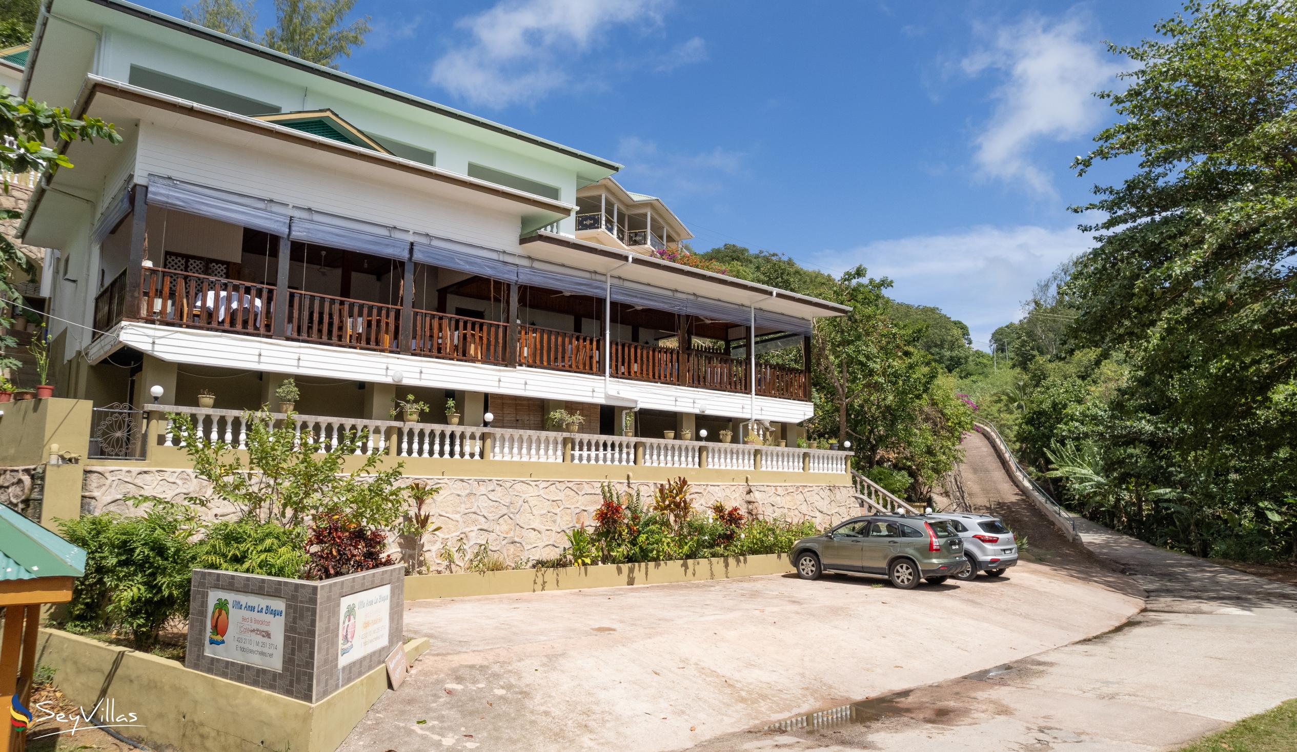 Foto 3: Villa Anse La Blague - Aussenbereich - Praslin (Seychellen)
