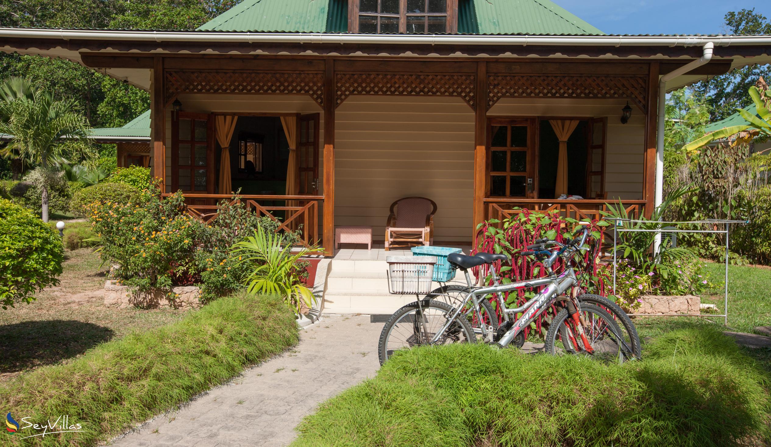 Photo 10: Villa Creole - Outdoor area - La Digue (Seychelles)