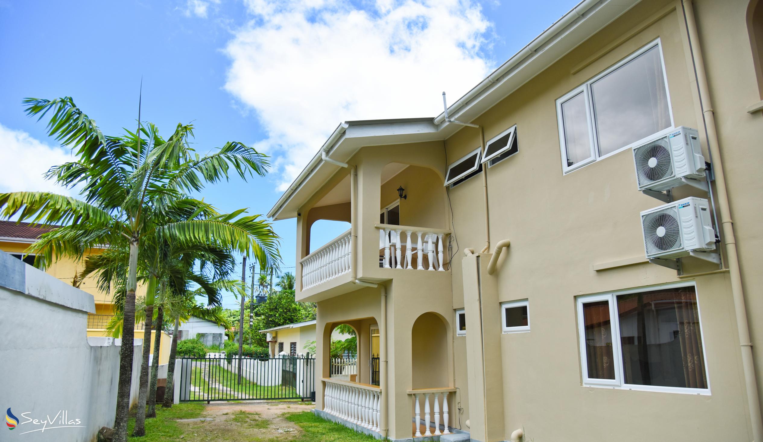 Foto 6: GT Selfcatering Apartments - Aussenbereich - Mahé (Seychellen)