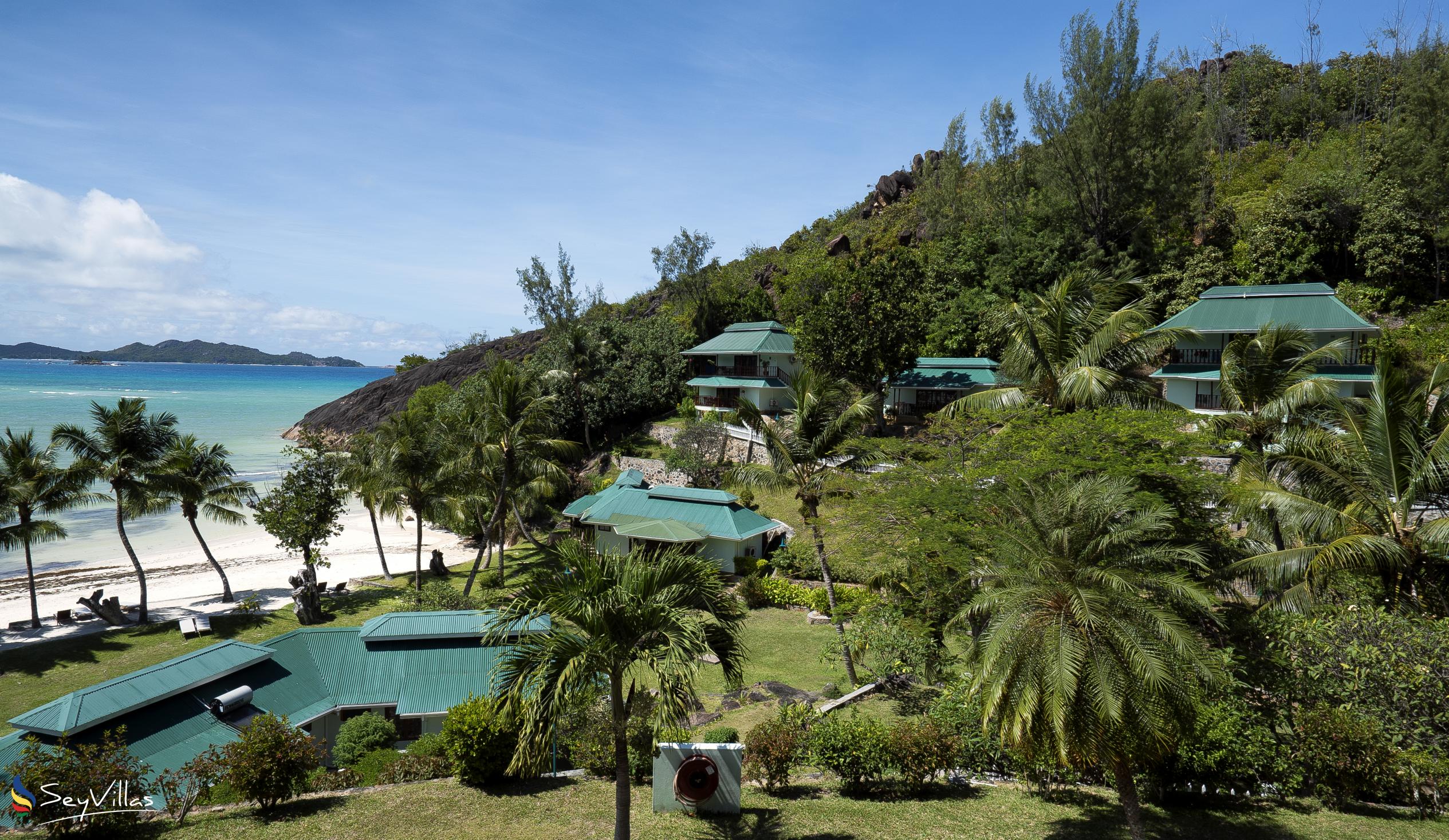 Foto 15: Hotel L'Archipel - Aussenbereich - Praslin (Seychellen)