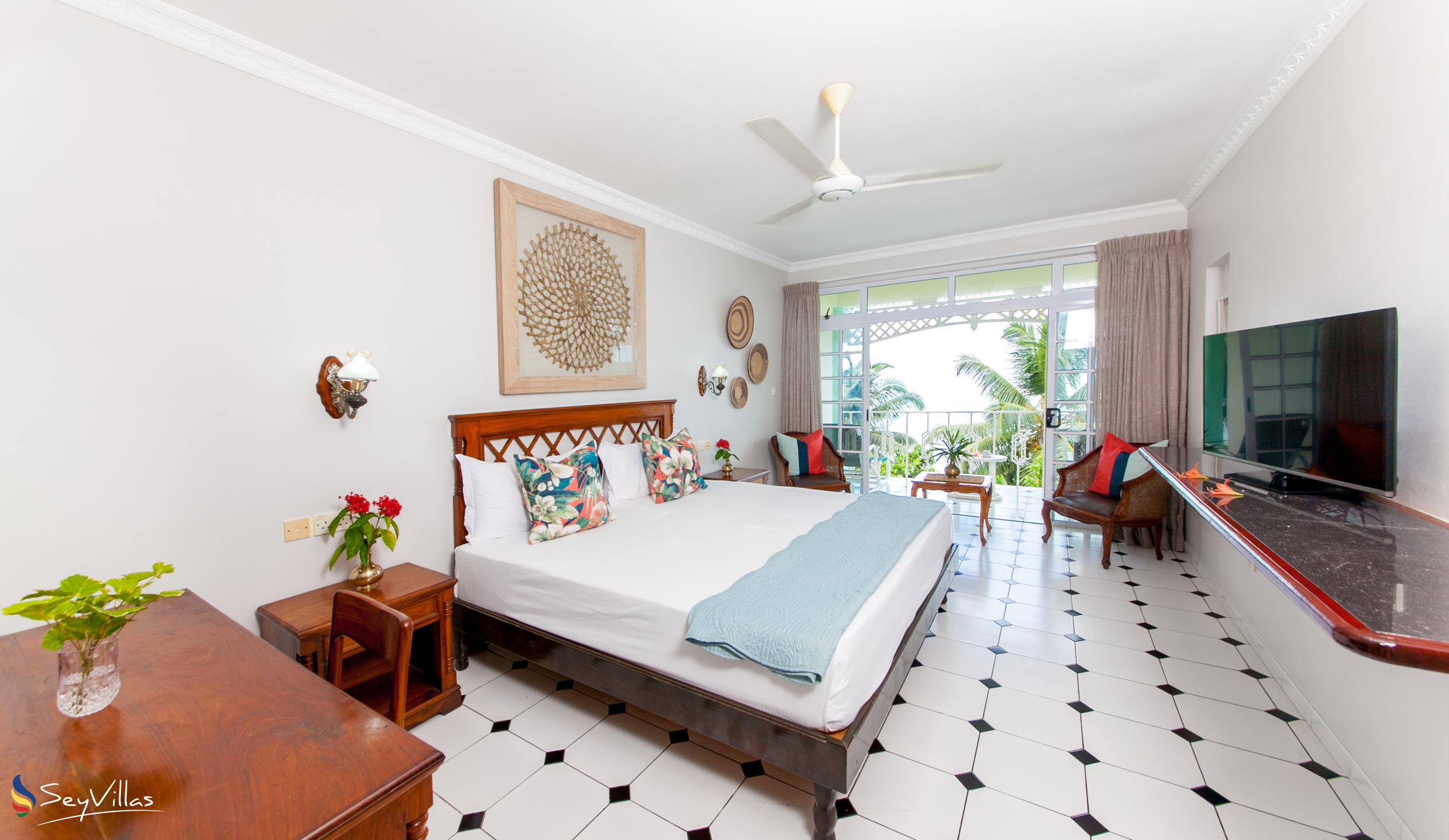 Foto 40: Palm Beach Hotel - Deluxe Zimmer - Praslin (Seychellen)