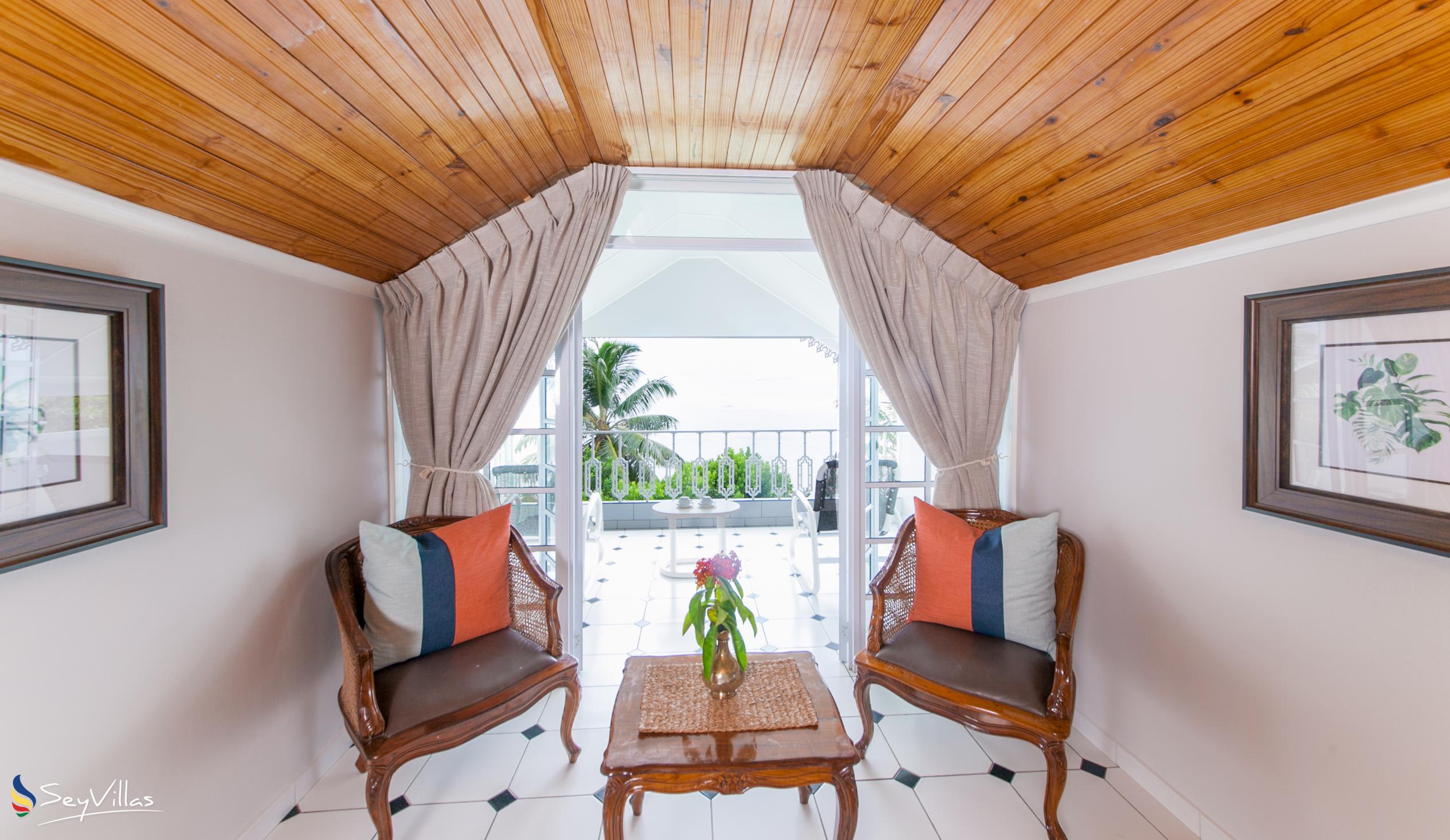 Foto 42: Palm Beach Hotel - Deluxe Zimmer - Praslin (Seychellen)