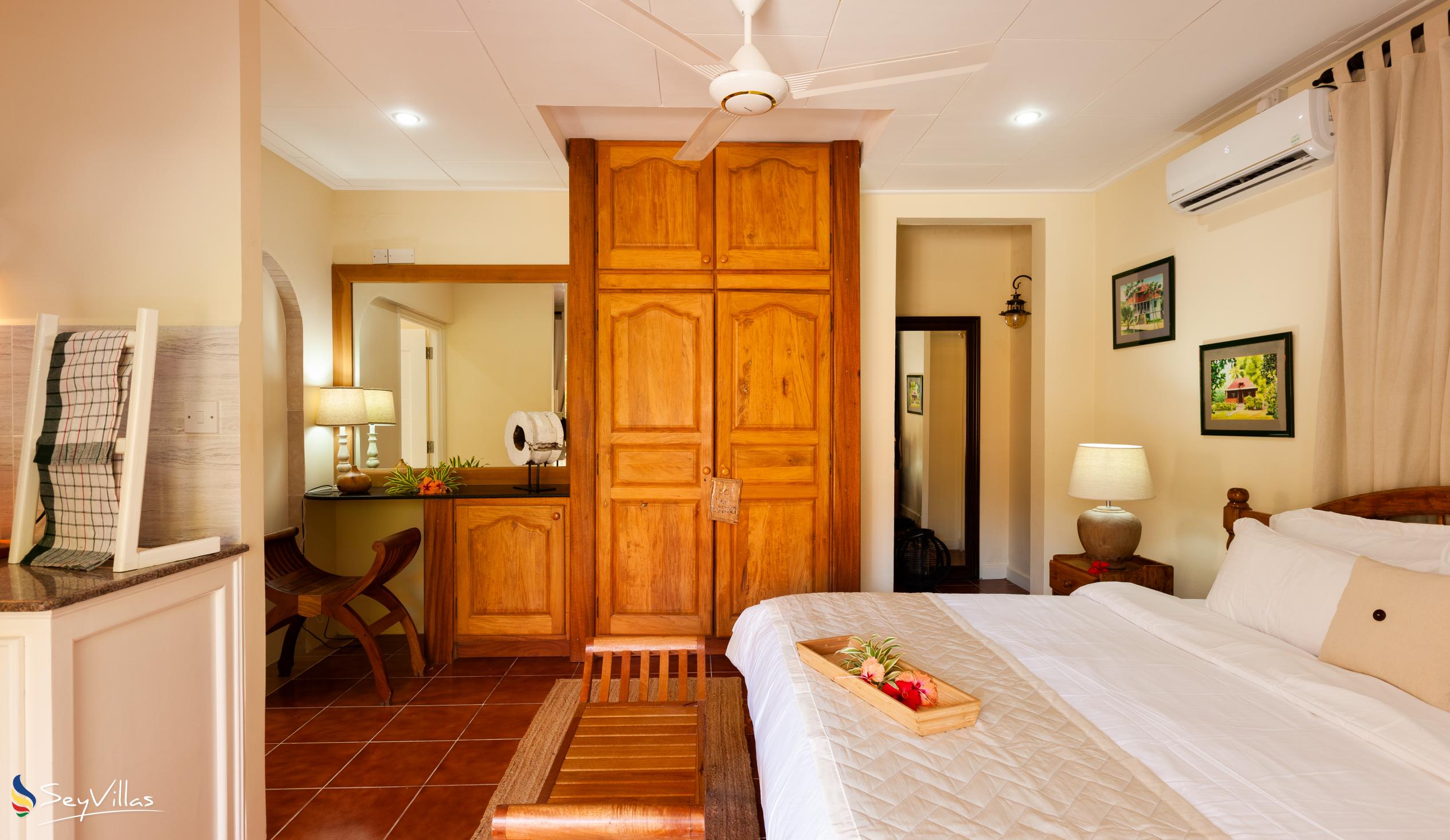 Photo 21: Oceane Self Catering - Classic Double Room - La Digue (Seychelles)