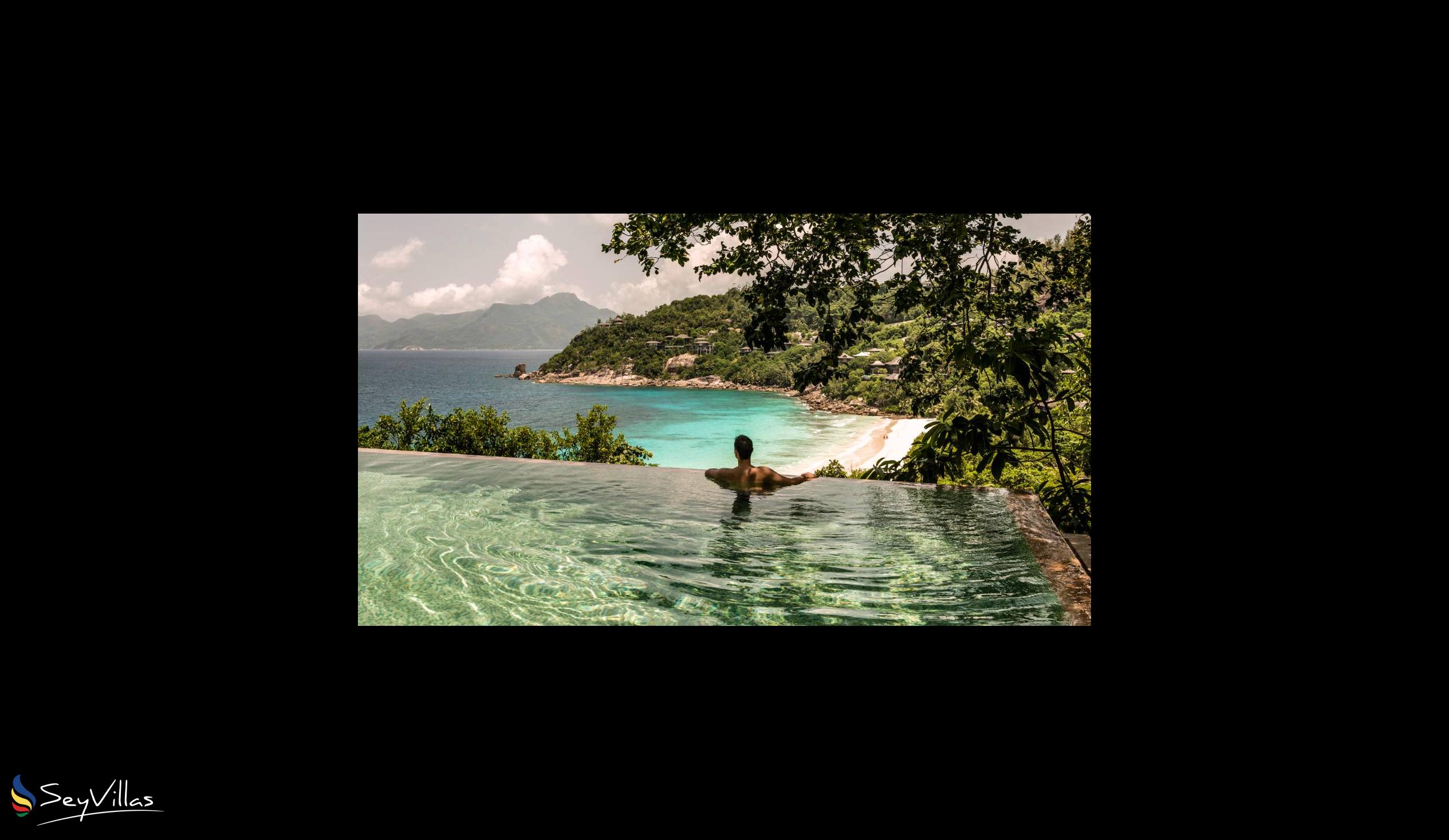 Foto 2: Four Seasons Resort - Aussenbereich - Mahé (Seychellen)