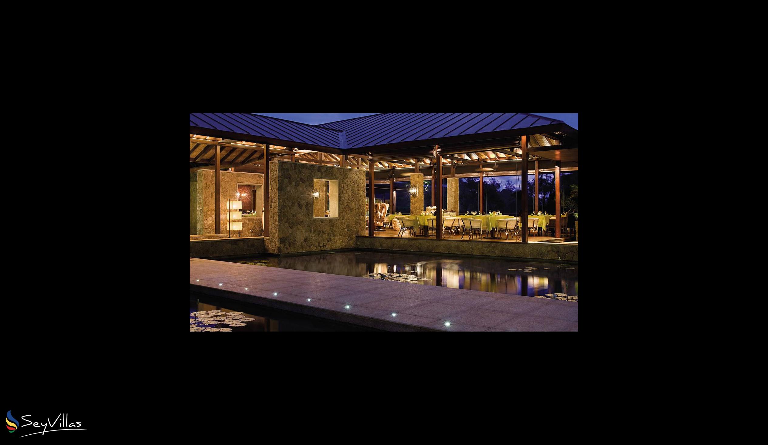 Photo 11: Four Seasons Resort - Indoor area - Mahé (Seychelles)
