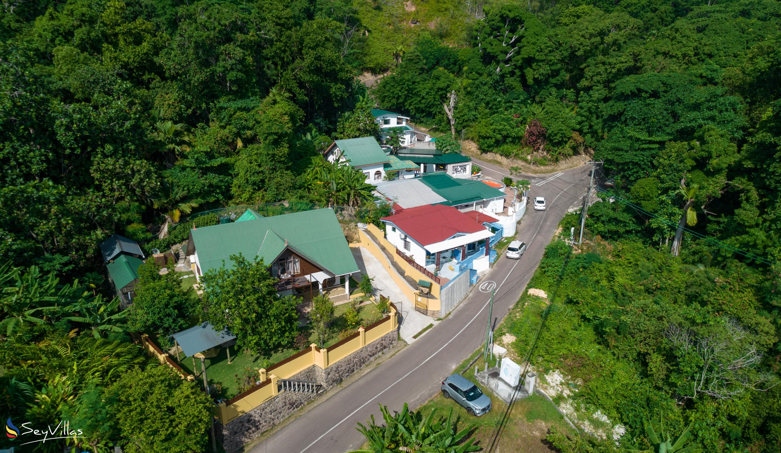 Foto 29: La Casa Grande - Aussenbereich - Praslin (Seychellen)