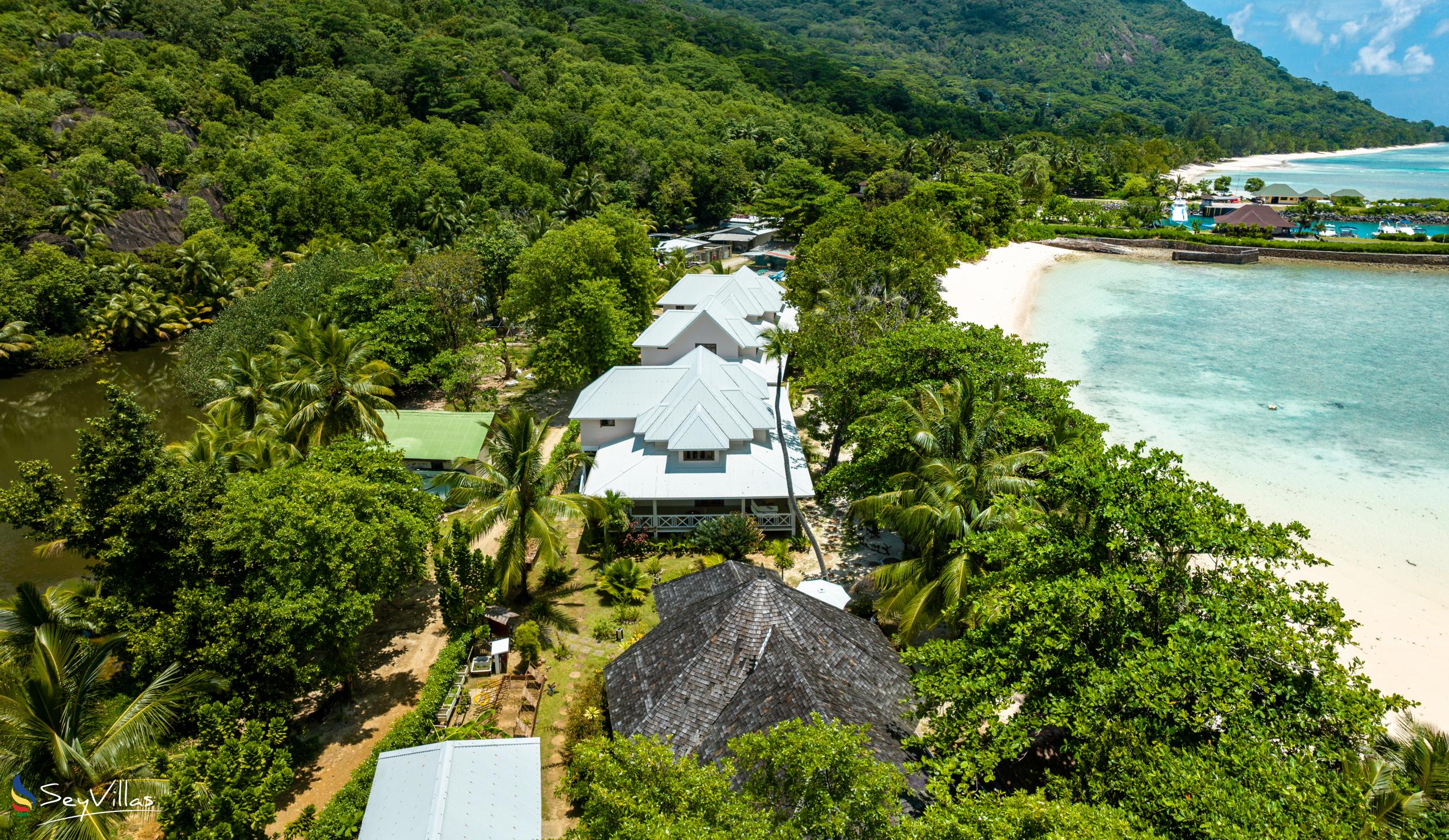 Photo 1: La Belle Tortue - Outdoor area - Silhouette Island (Seychelles)