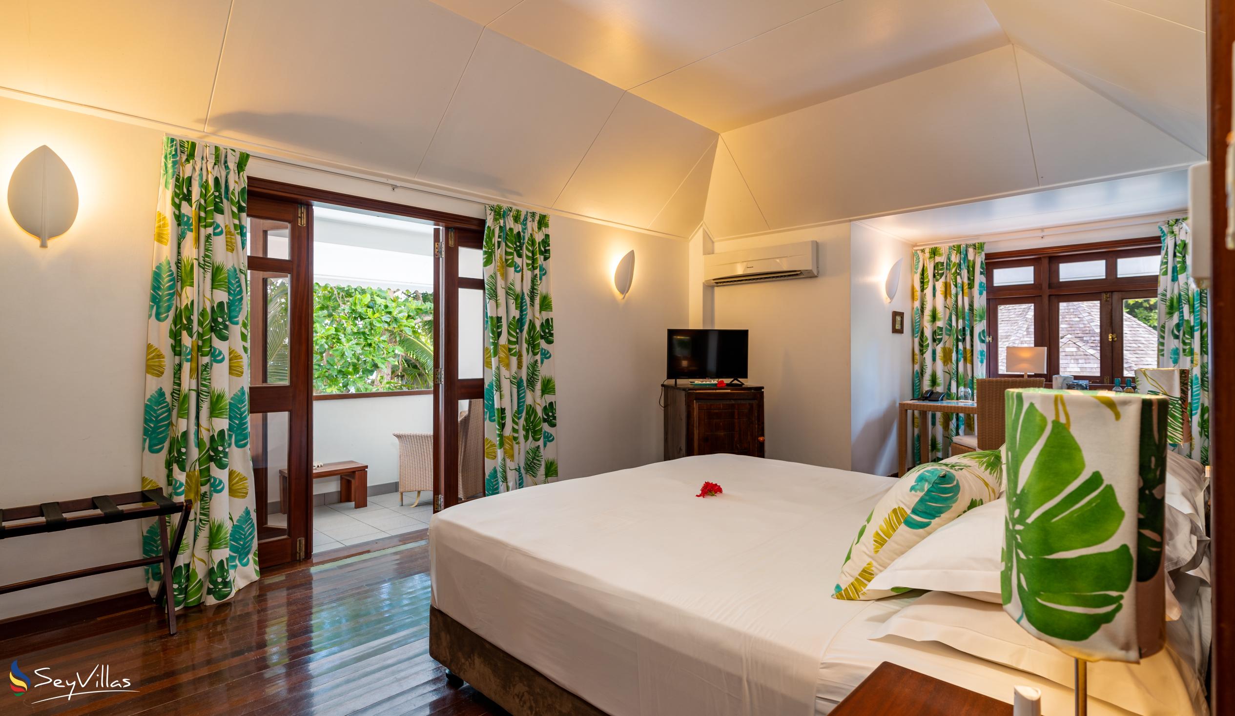 Photo 94: La Belle Tortue - Lodge Room with Balcony - Silhouette Island (Seychelles)