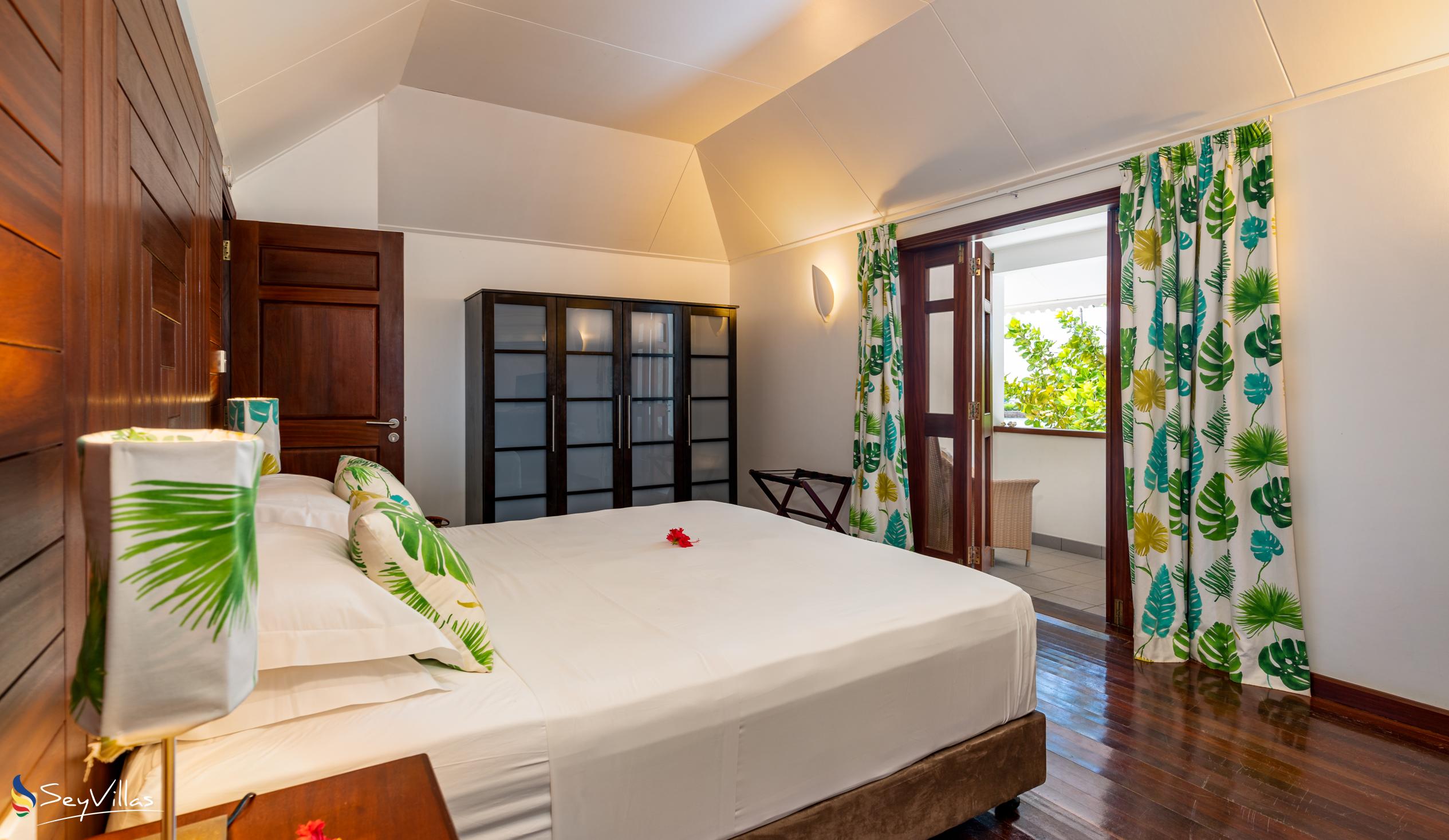 Photo 93: La Belle Tortue - Lodge Room with Balcony - Silhouette Island (Seychelles)