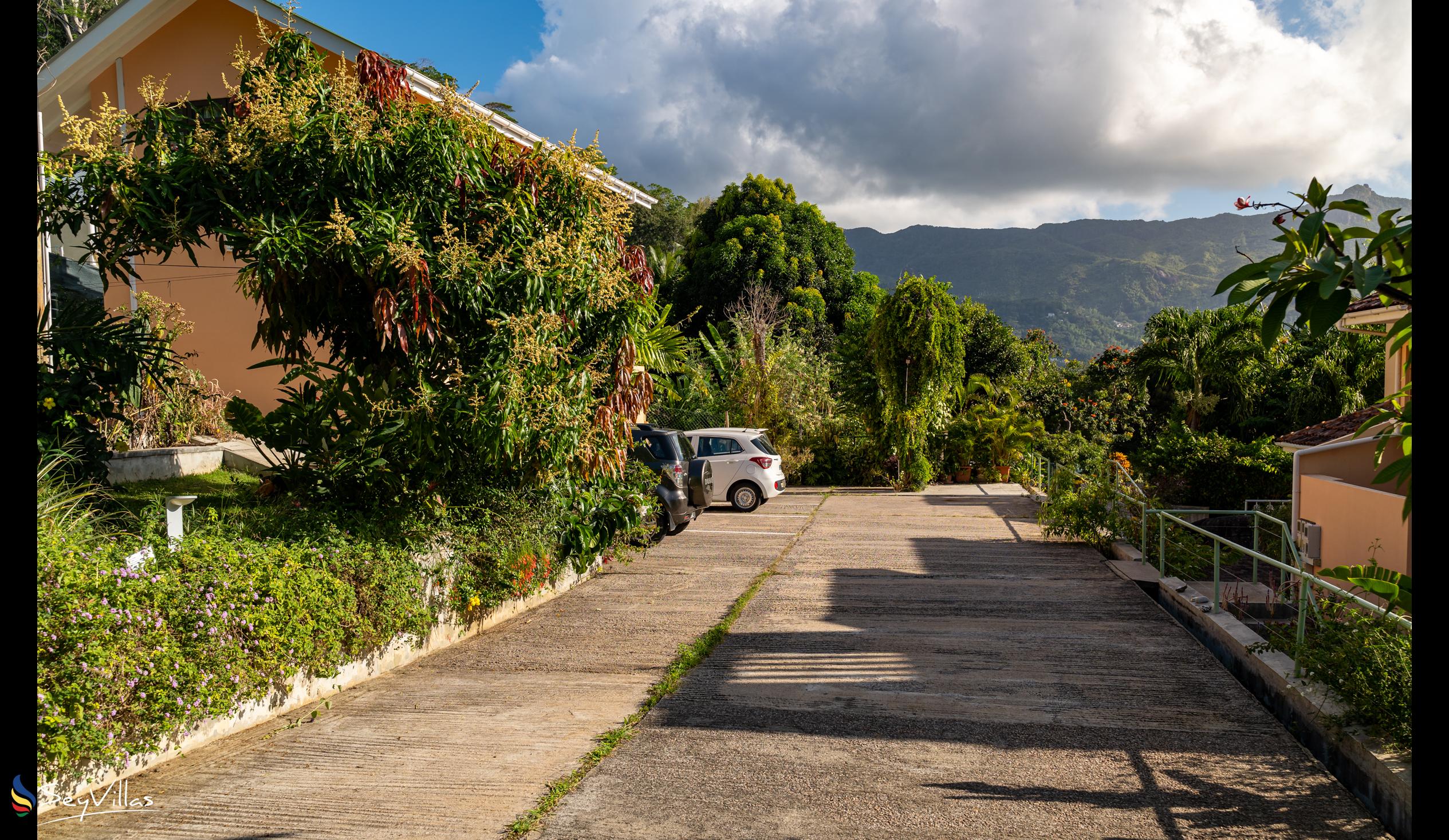 Photo 18: Bel Horizon - Outdoor area - Mahé (Seychelles)