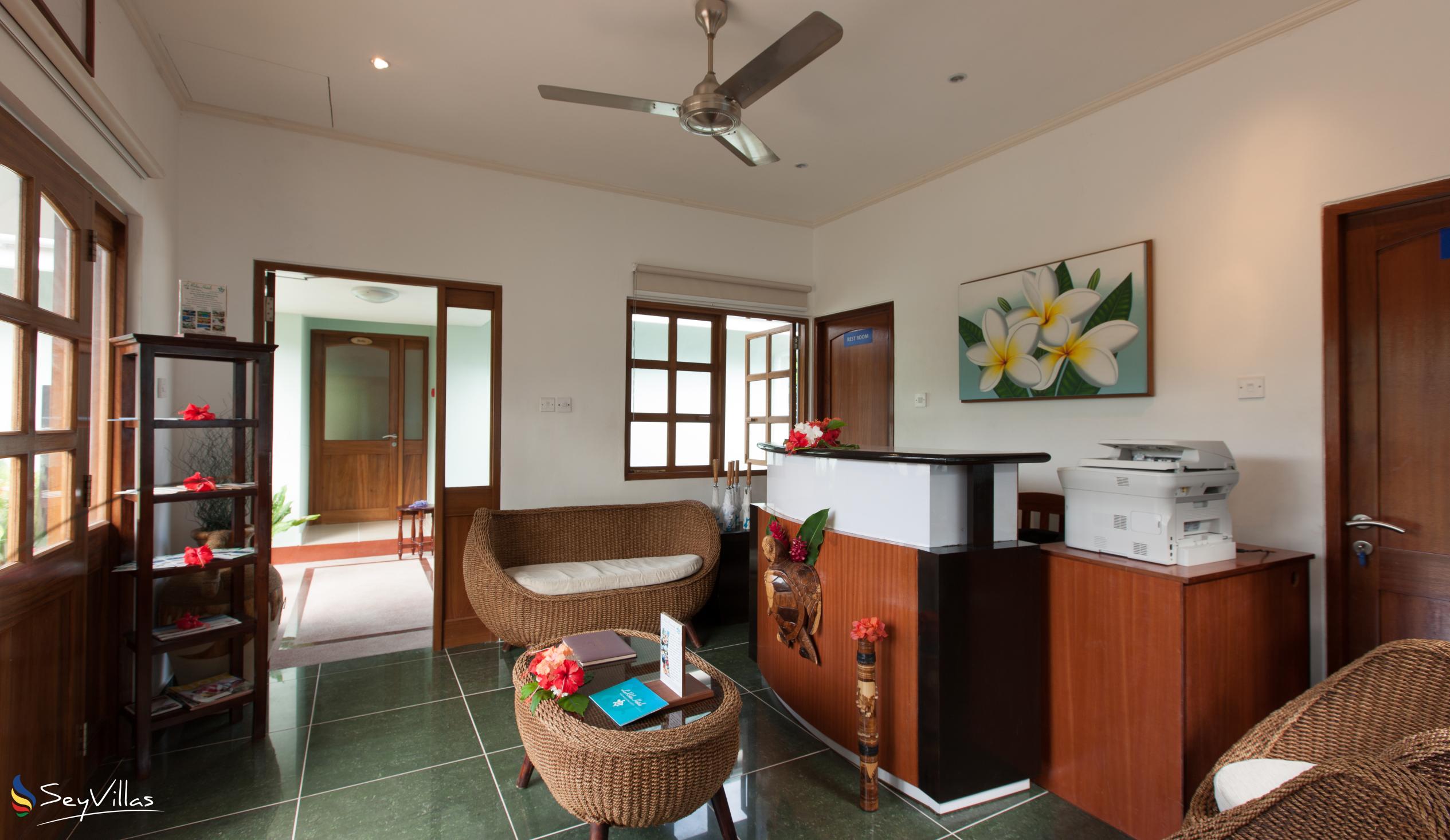 Photo 6: Le Relax Self Catering - Indoor area - La Digue (Seychelles)