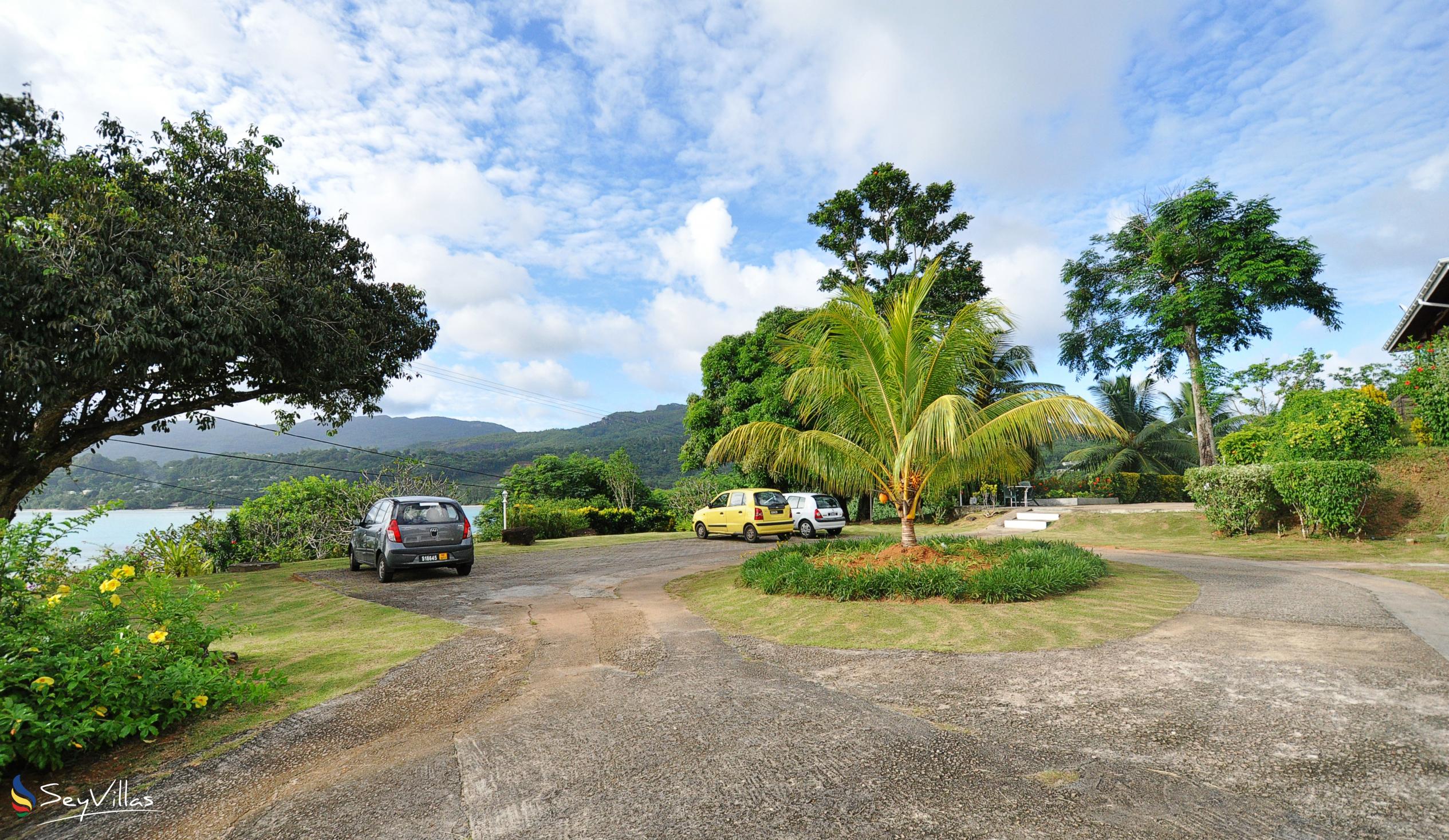 Photo 6: La Résidence - Outdoor area - Mahé (Seychelles)