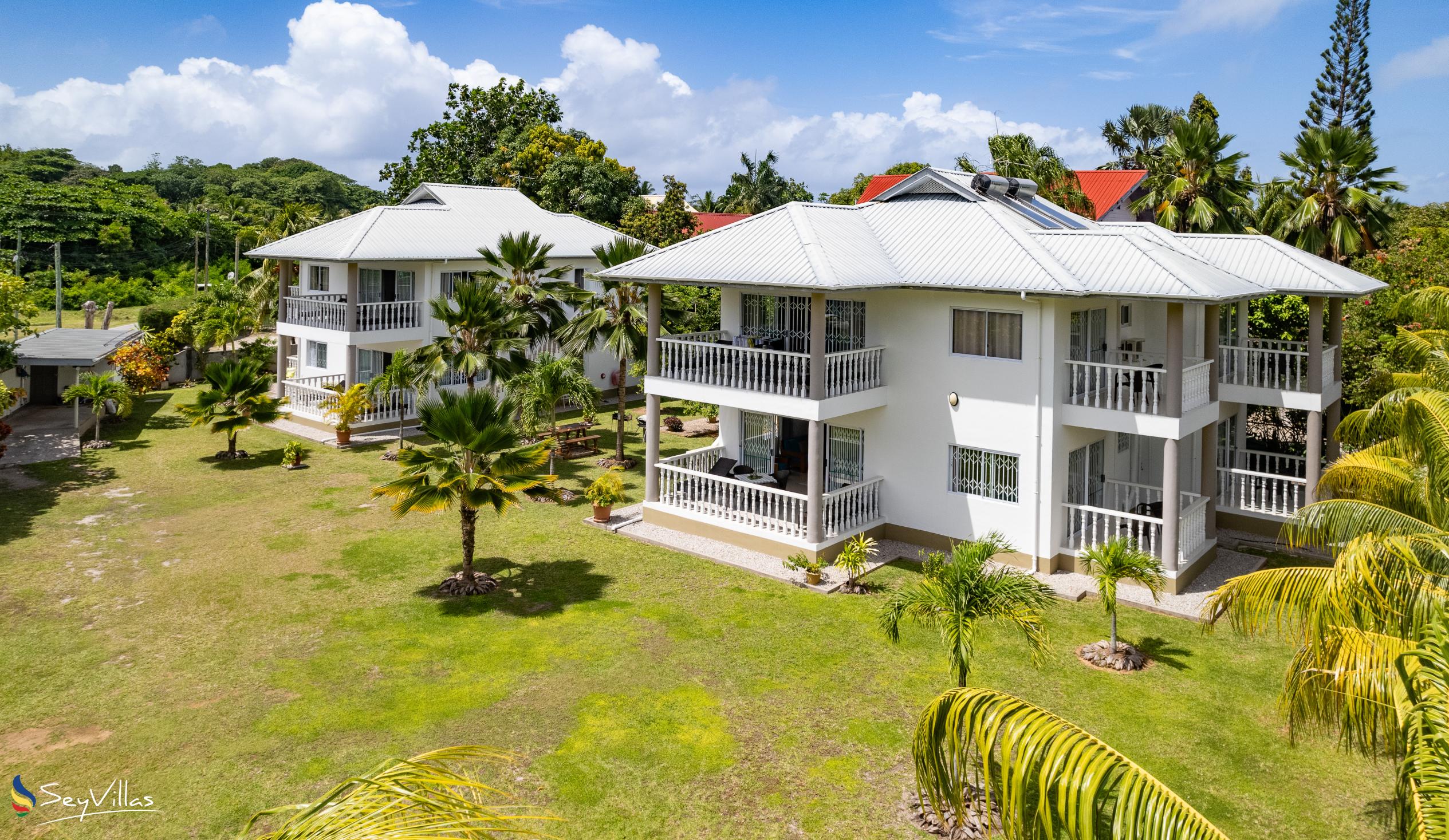 Foto 2: Casa Tara Villas - Aussenbereich - Praslin (Seychellen)