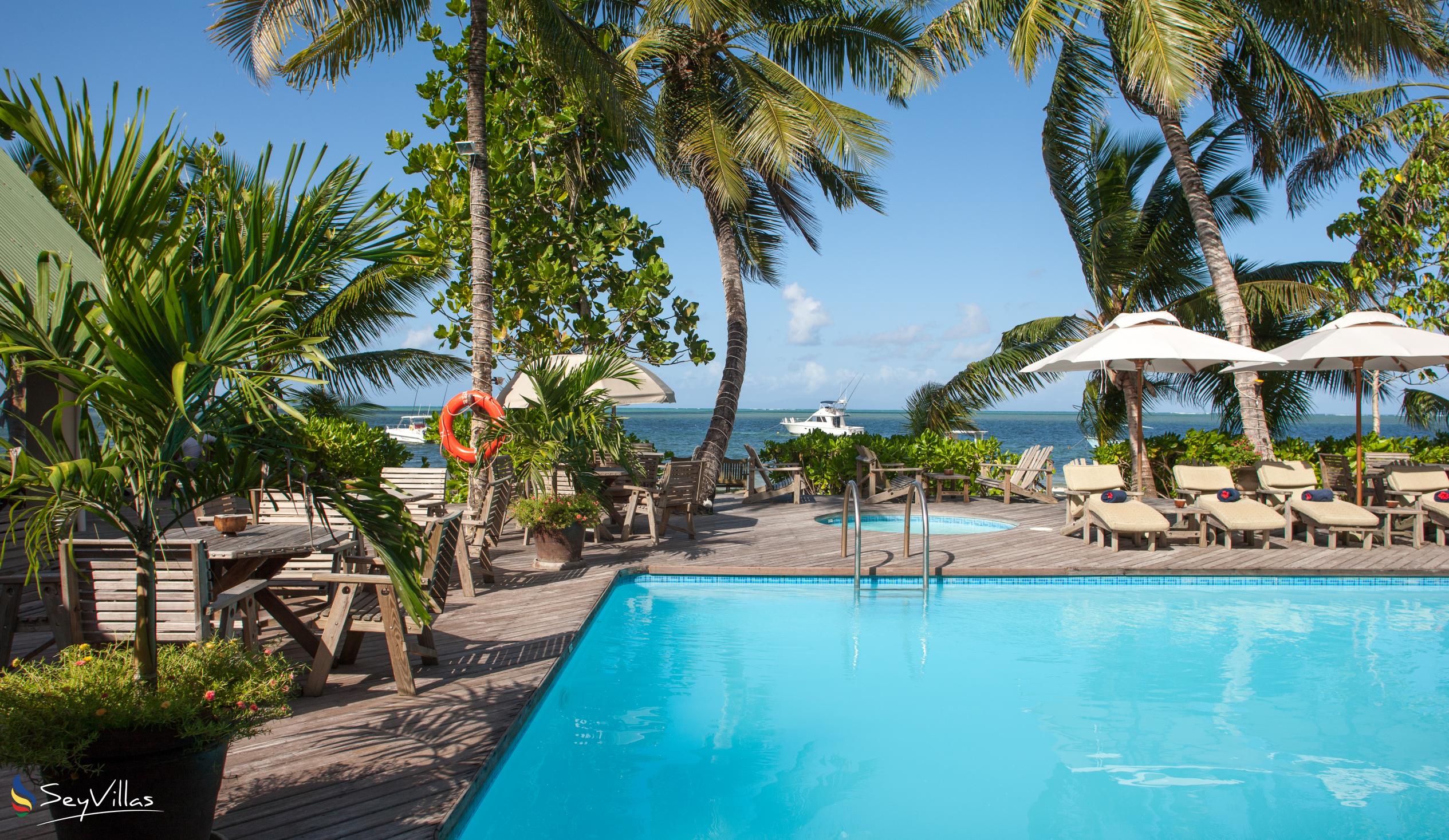 Photo 10: Indian Ocean Lodge - Outdoor area - Praslin (Seychelles)