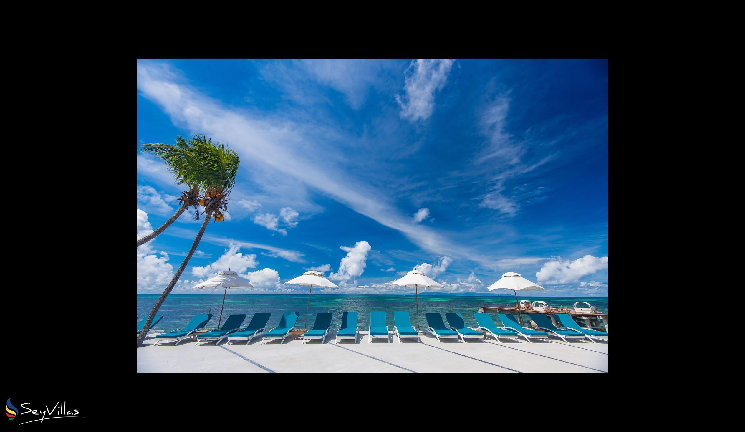 Foto 15: Coco de Mer & Black Parrot Suites - Aussenbereich - Praslin (Seychellen)
