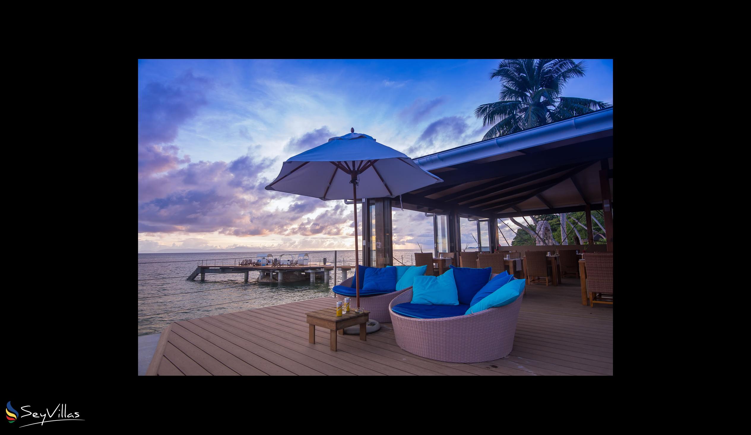 Photo 12: Coco de Mer & Black Parrot Suites - Outdoor area - Praslin (Seychelles)