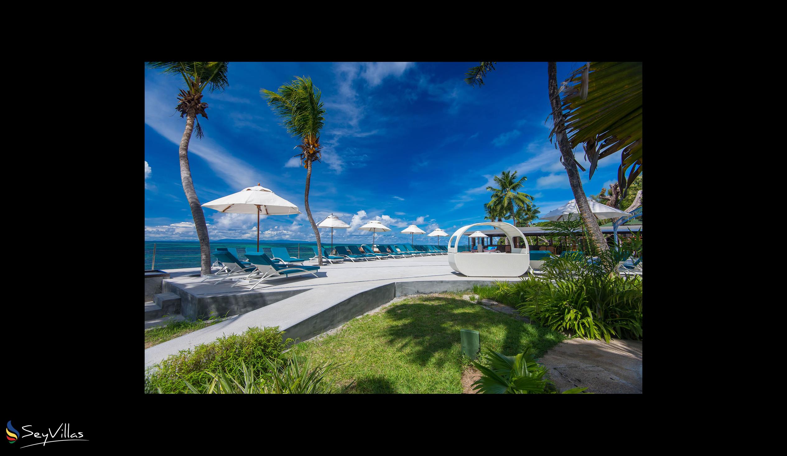 Foto 14: Coco de Mer & Black Parrot Suites - Aussenbereich - Praslin (Seychellen)