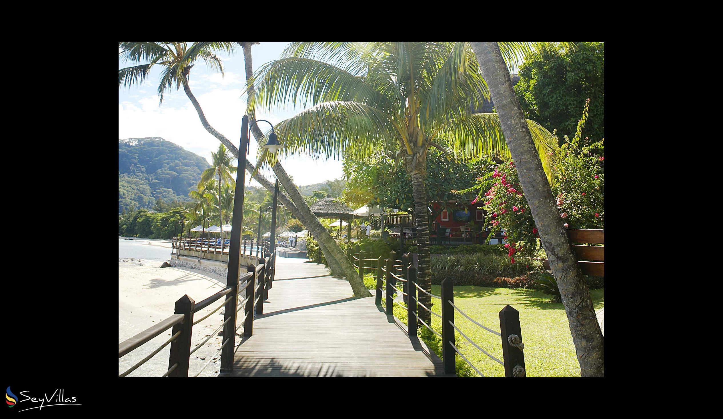Foto 7: Fisherman's Cove Resort - Aussenbereich - Mahé (Seychellen)