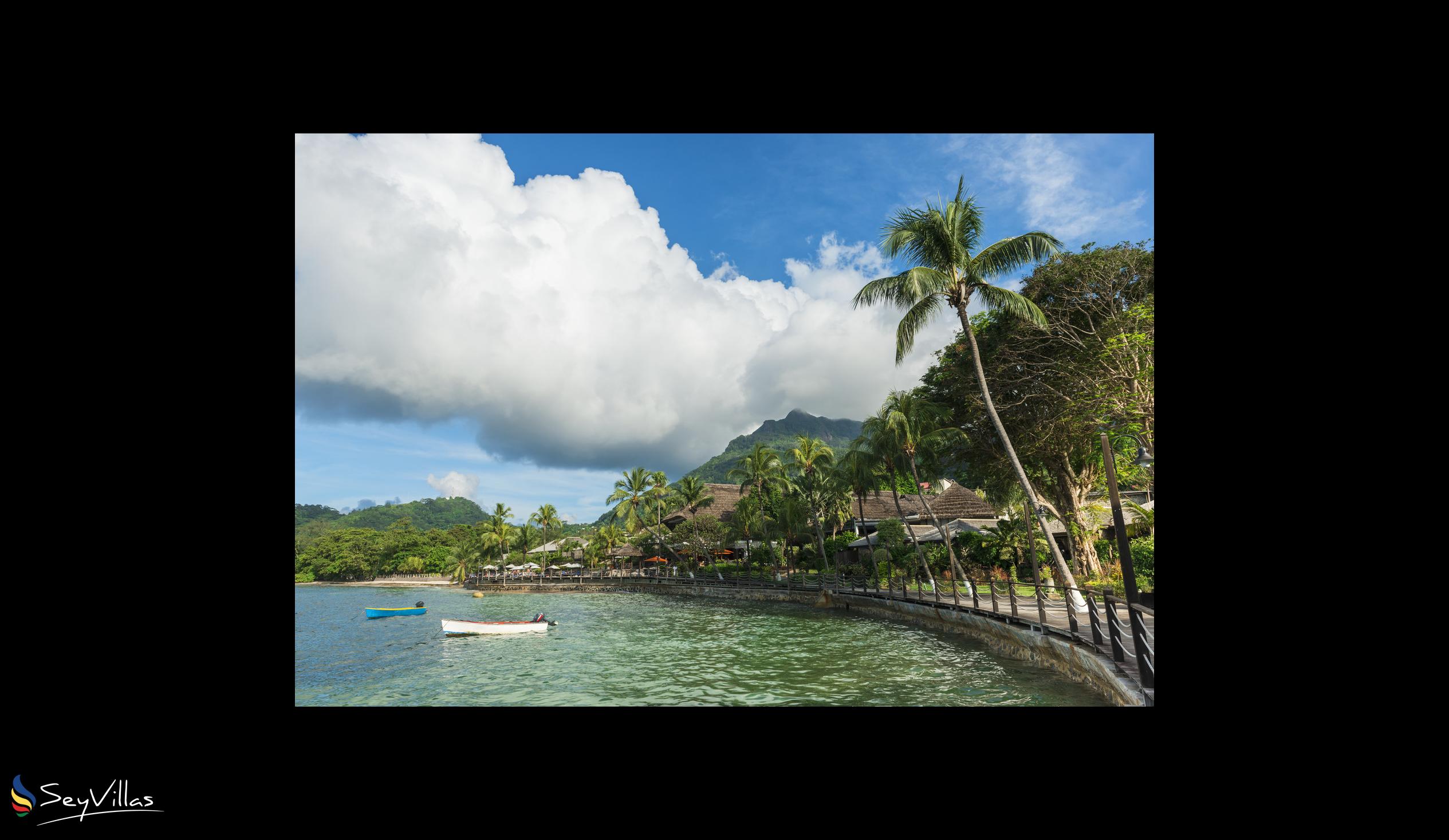 Photo 2: Fisherman's Cove Resort - Outdoor area - Mahé (Seychelles)