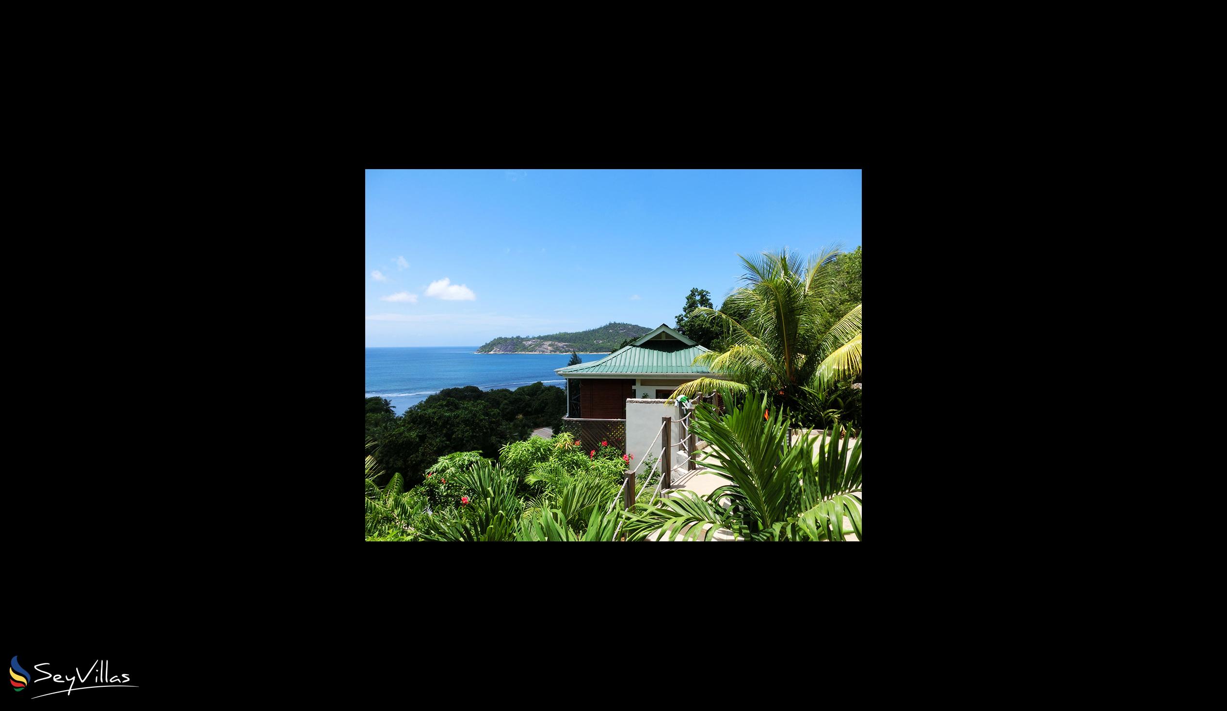 Foto 2: Villas de Jardin - Aussenbereich - Mahé (Seychellen)