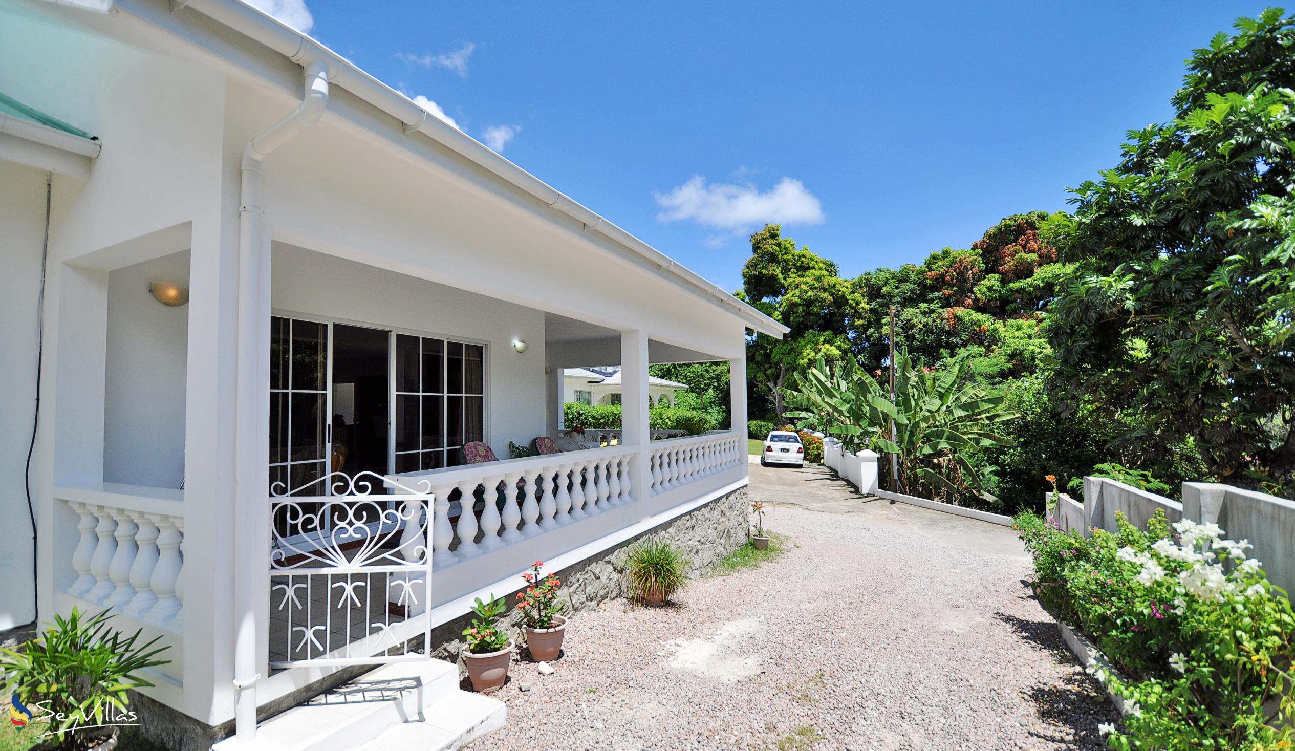 Foto 5: Row's Villa - Aussenbereich - Mahé (Seychellen)