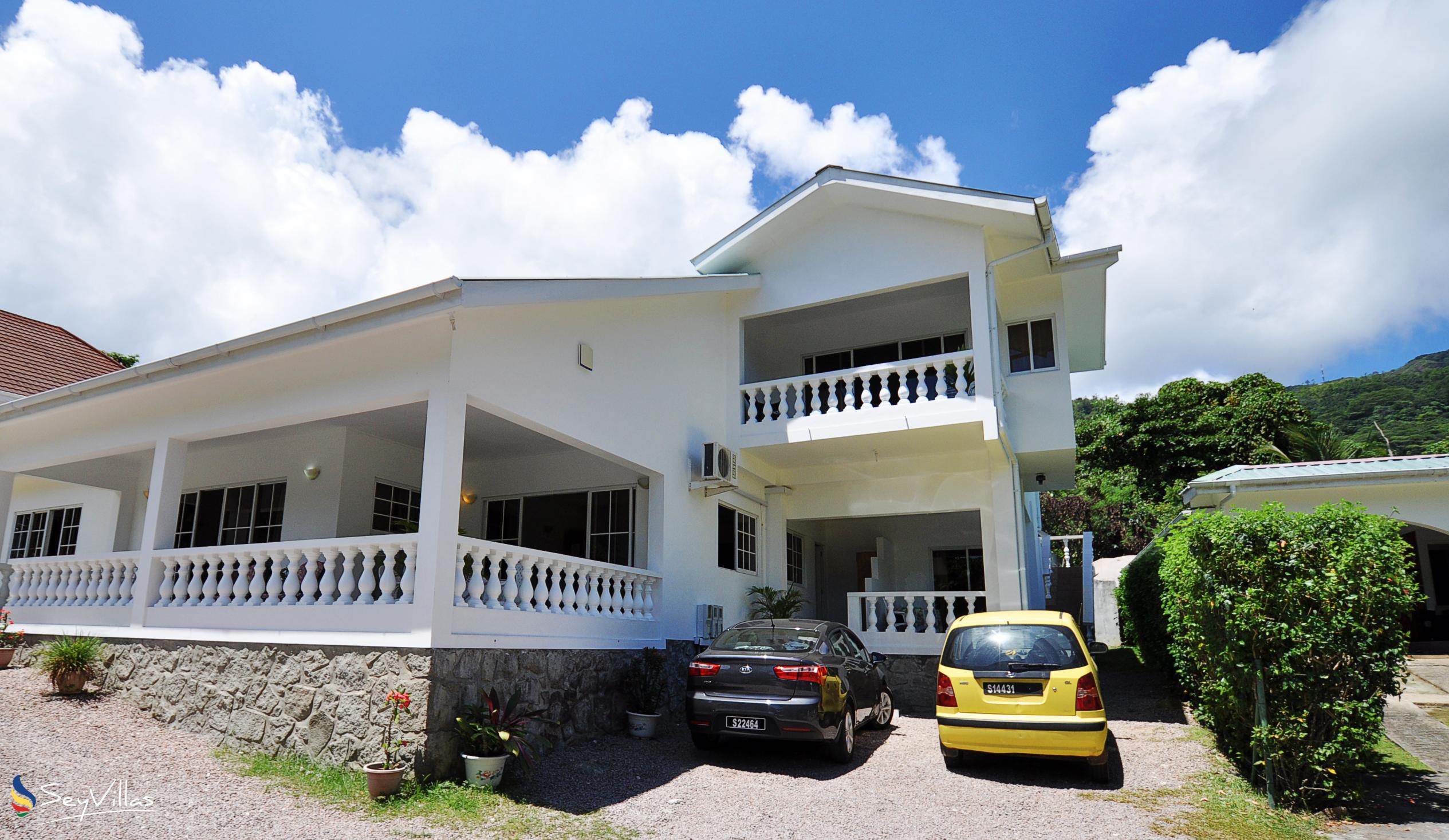 Foto 1: Row's Villa - Aussenbereich - Mahé (Seychellen)