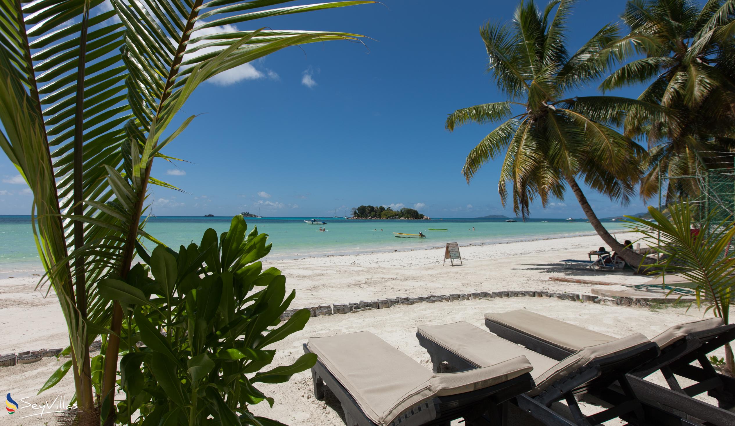 Foto 3: Paradise Sun Hotel - Aussenbereich - Praslin (Seychellen)