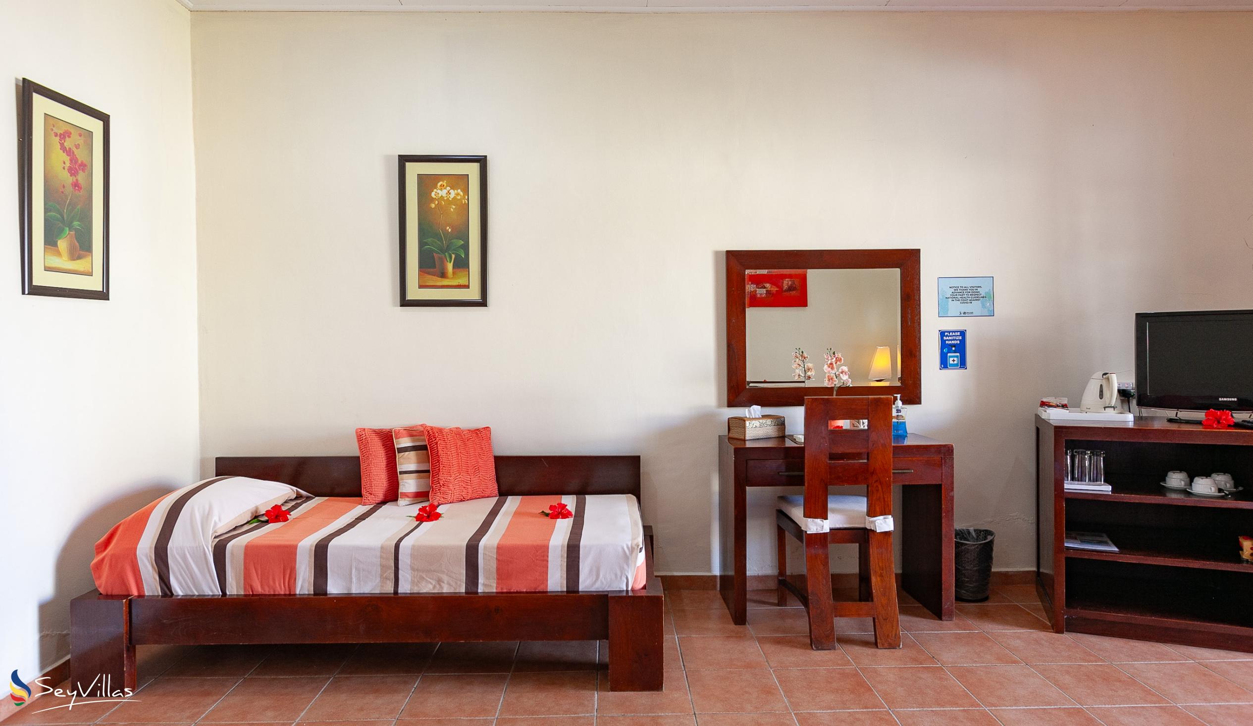 Foto 46: Britannia Hotel - Chambre Familiale Supérieure - Praslin (Seychelles)