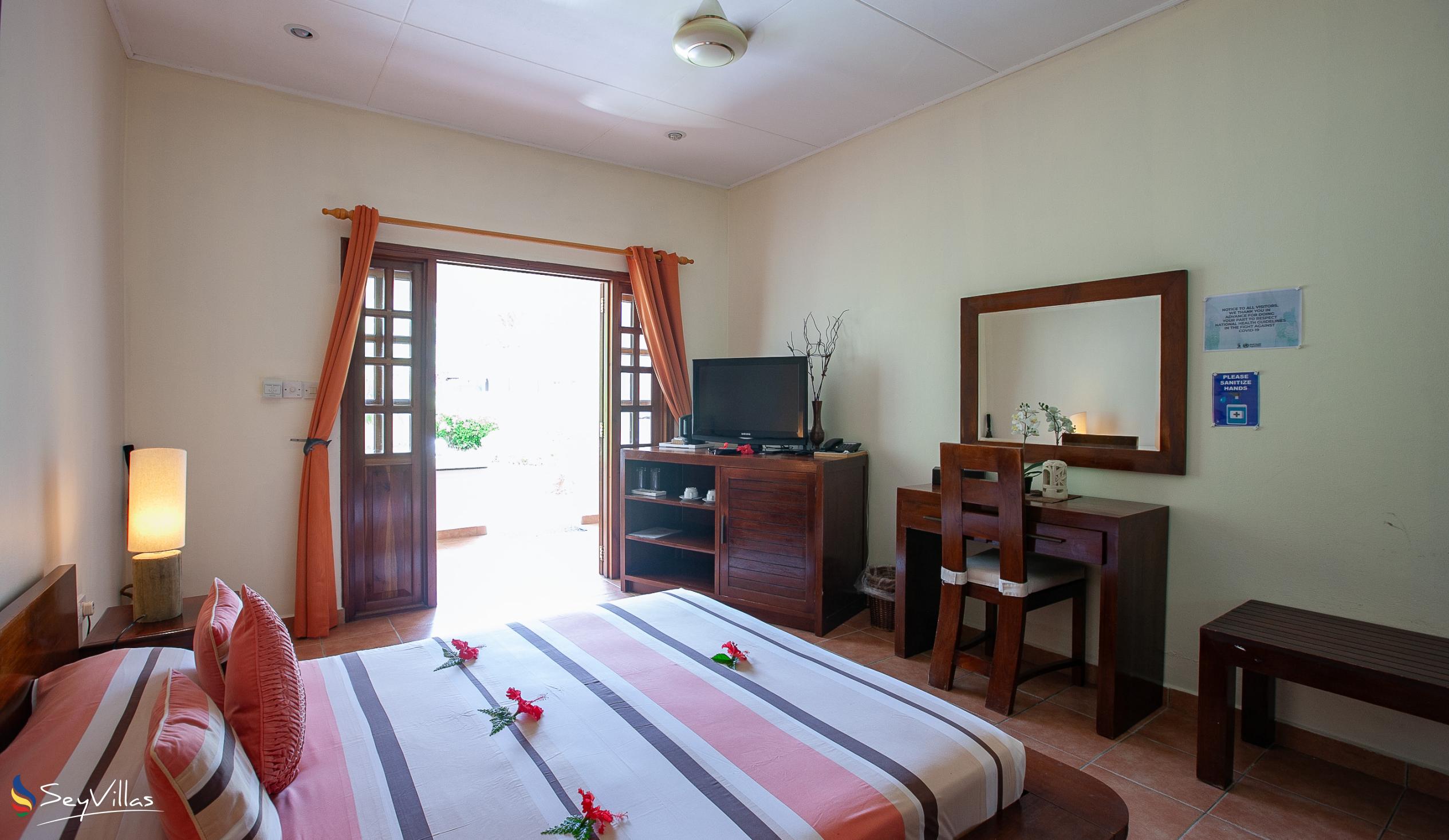 Foto 35: Britannia Hotel - Chambre Supérieure - Praslin (Seychelles)