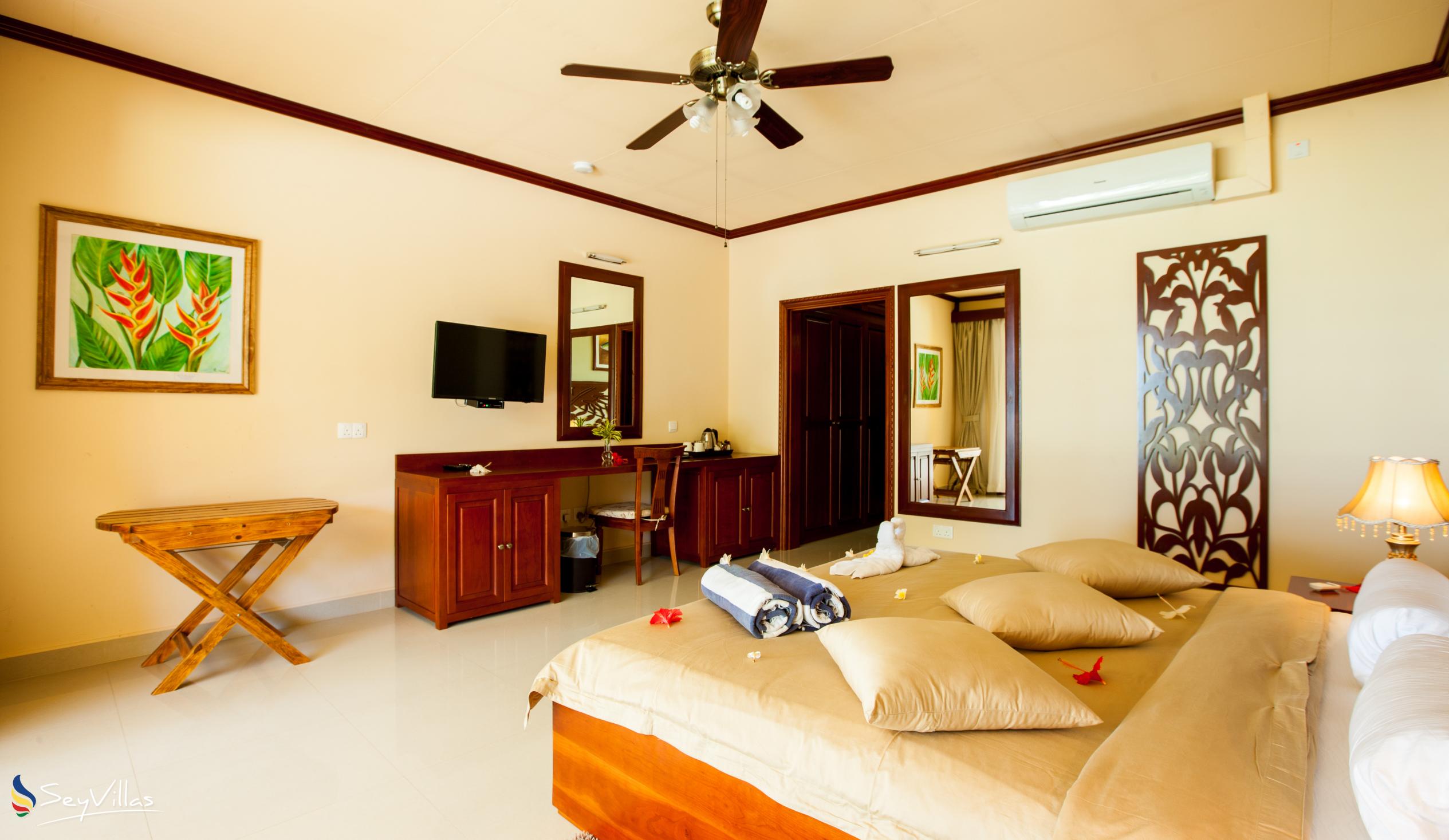 Foto 12: Pirogue Lodge - Standard Room - Praslin (Seychellen)