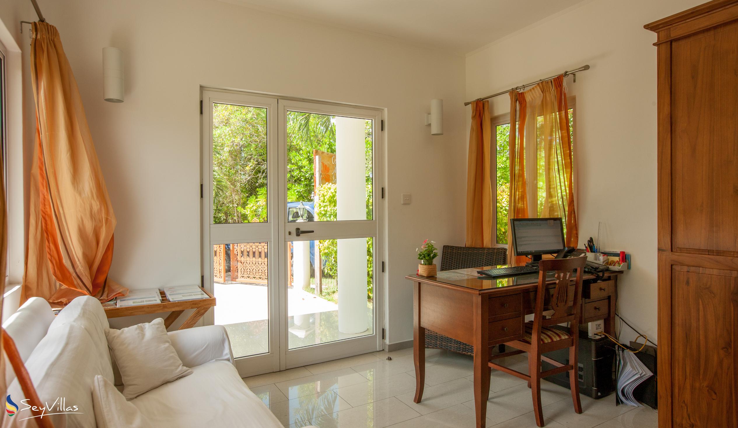 Photo 7: Cote d'Or Apartments - Indoor area - Praslin (Seychelles)