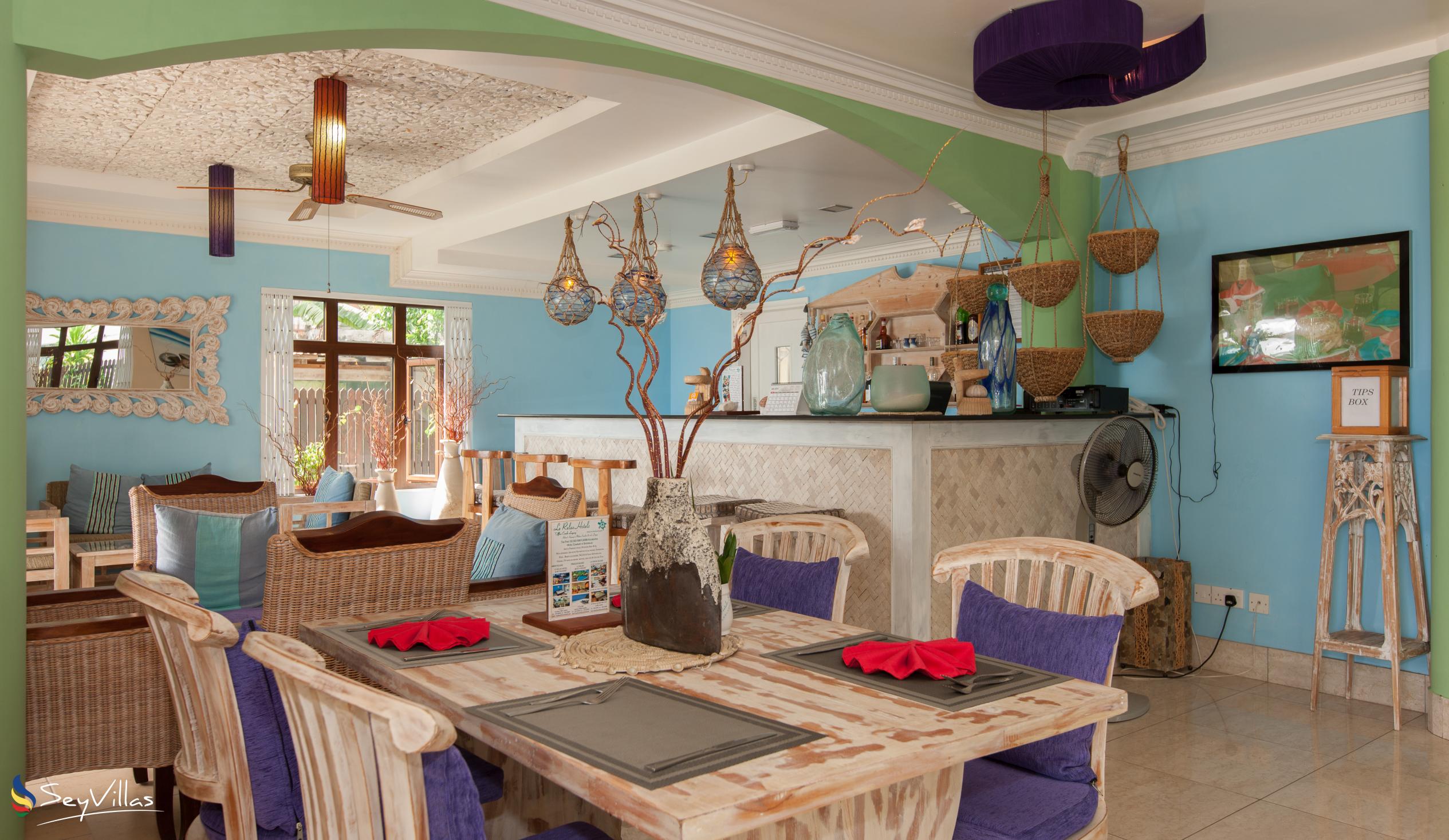 Photo 9: Le Relax Beach House - Indoor area - La Digue (Seychelles)