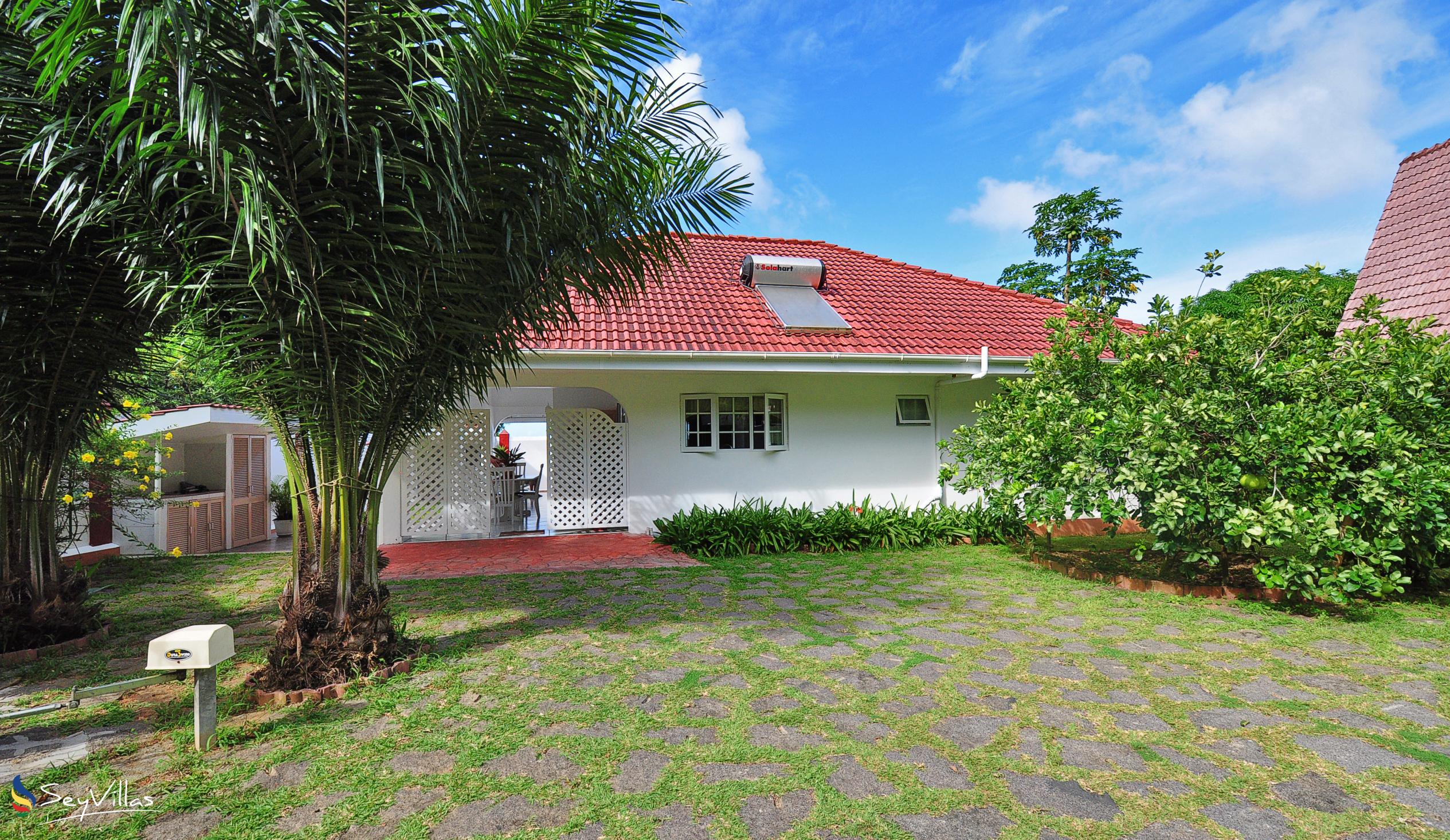 Foto 8: Ixora Villa - Aussenbereich - Mahé (Seychellen)