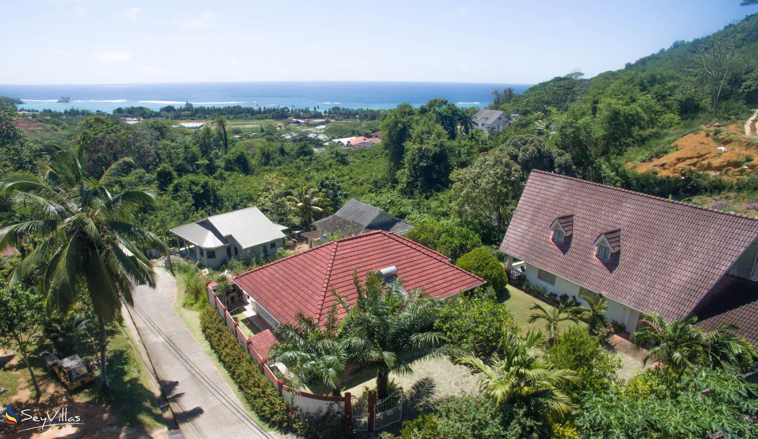 Foto 6: Ixora Villa - Aussenbereich - Mahé (Seychellen)