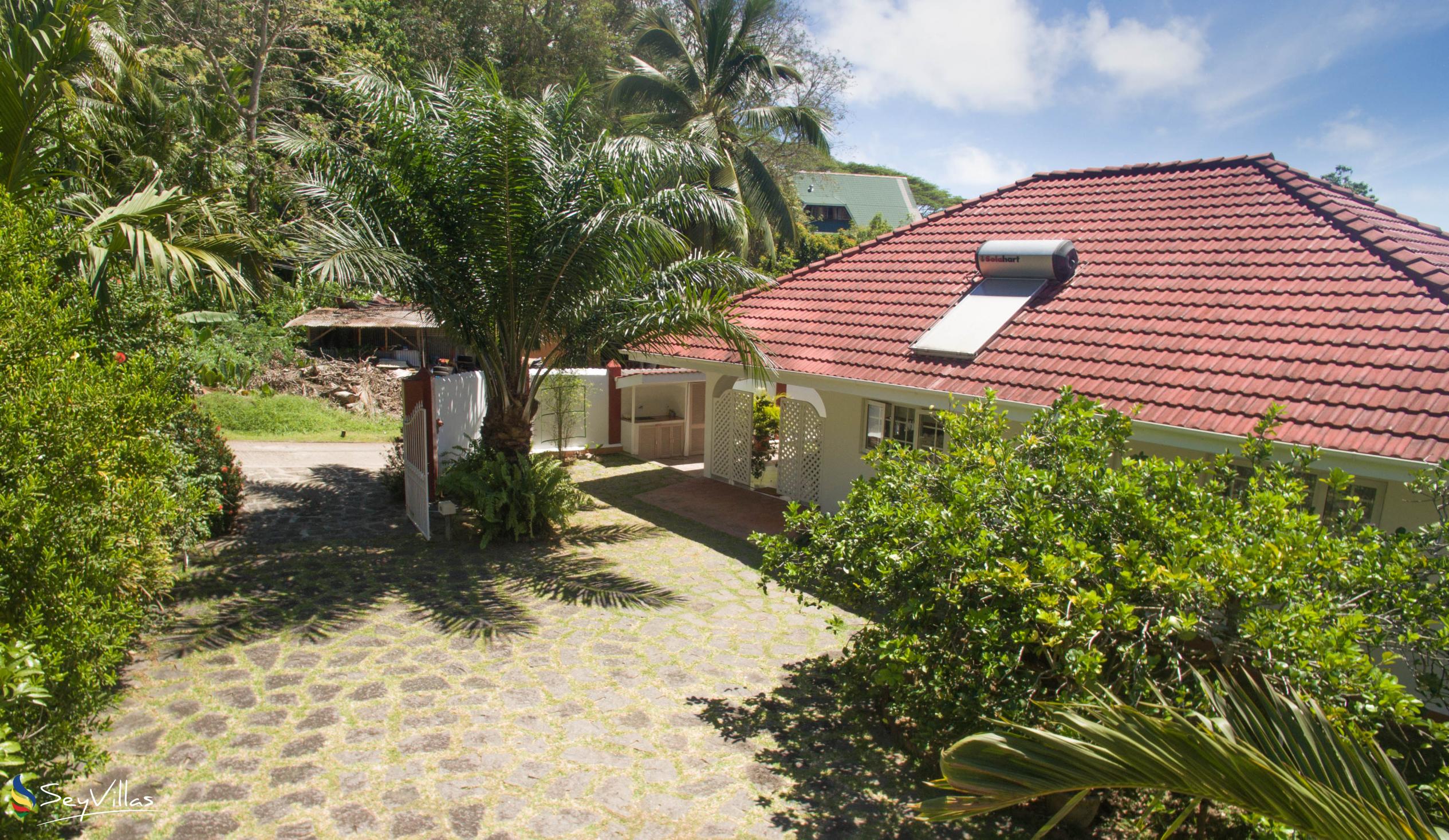 Foto 10: Ixora Villa - Aussenbereich - Mahé (Seychellen)