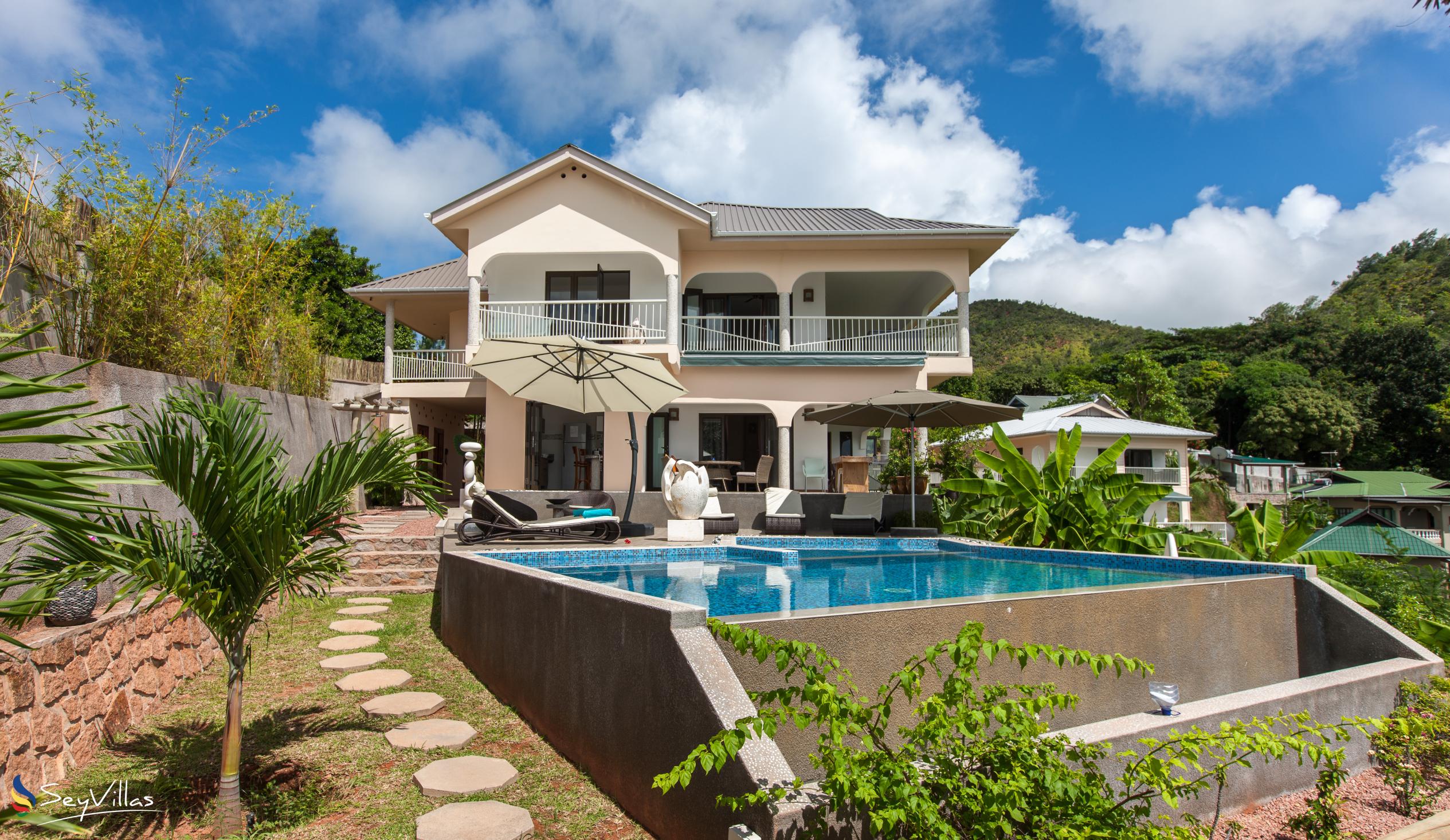 Foto 7: Le Duc de Praslin Hillside Villas - Aussenbereich - Praslin (Seychellen)