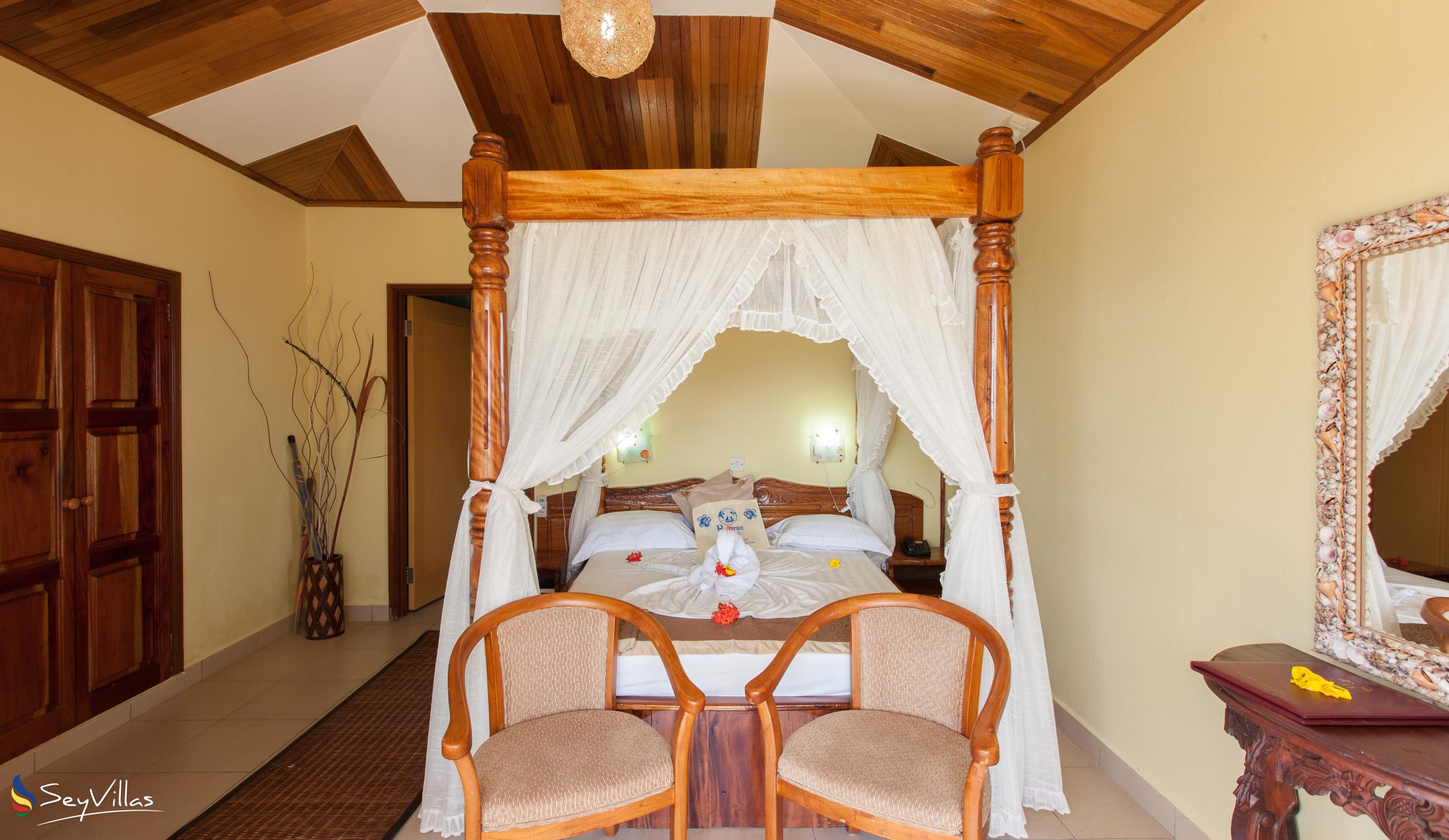 Foto 25: Patatran Village Hotel - Standard Zimmer - La Digue (Seychellen)