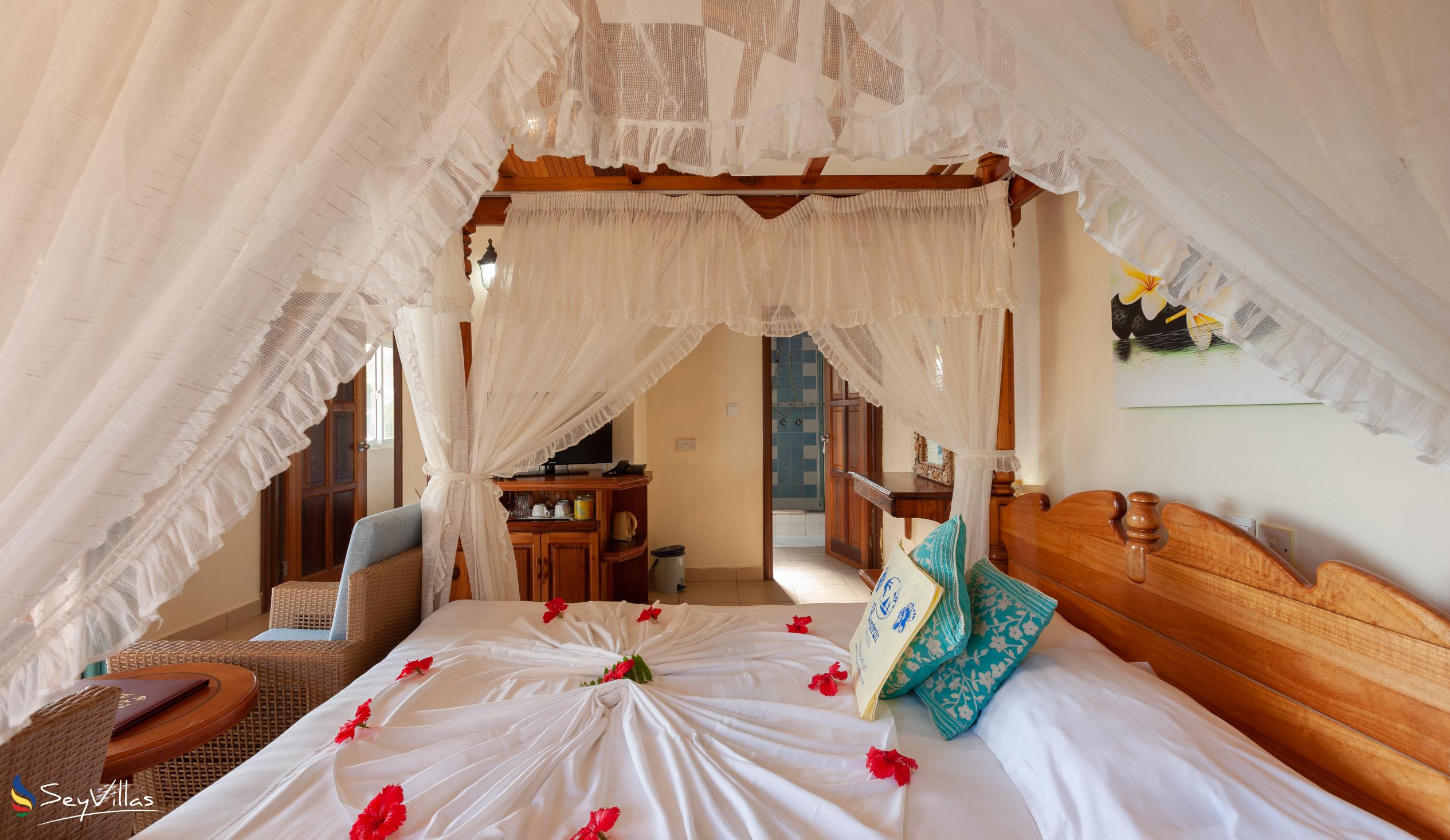 Foto 72: Patatran Village Hotel - Familienzimmer - La Digue (Seychellen)