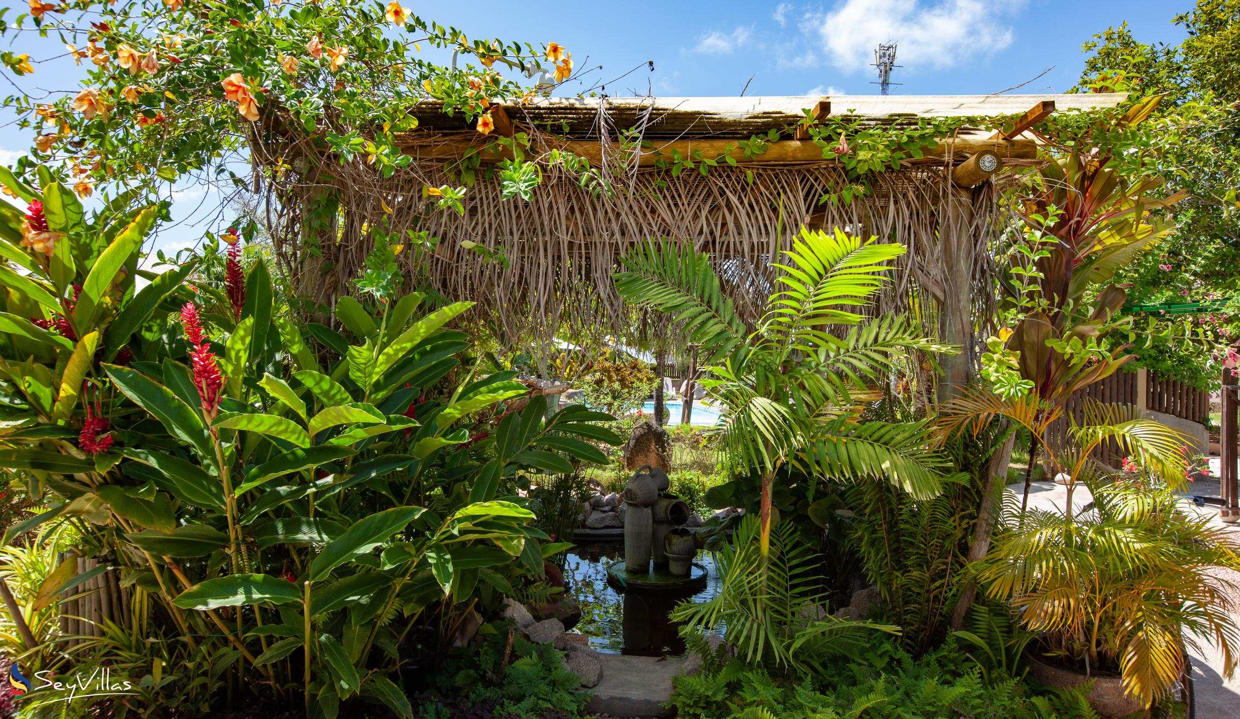 Photo 29: La Digue Holiday Villa - Outdoor area - La Digue (Seychelles)